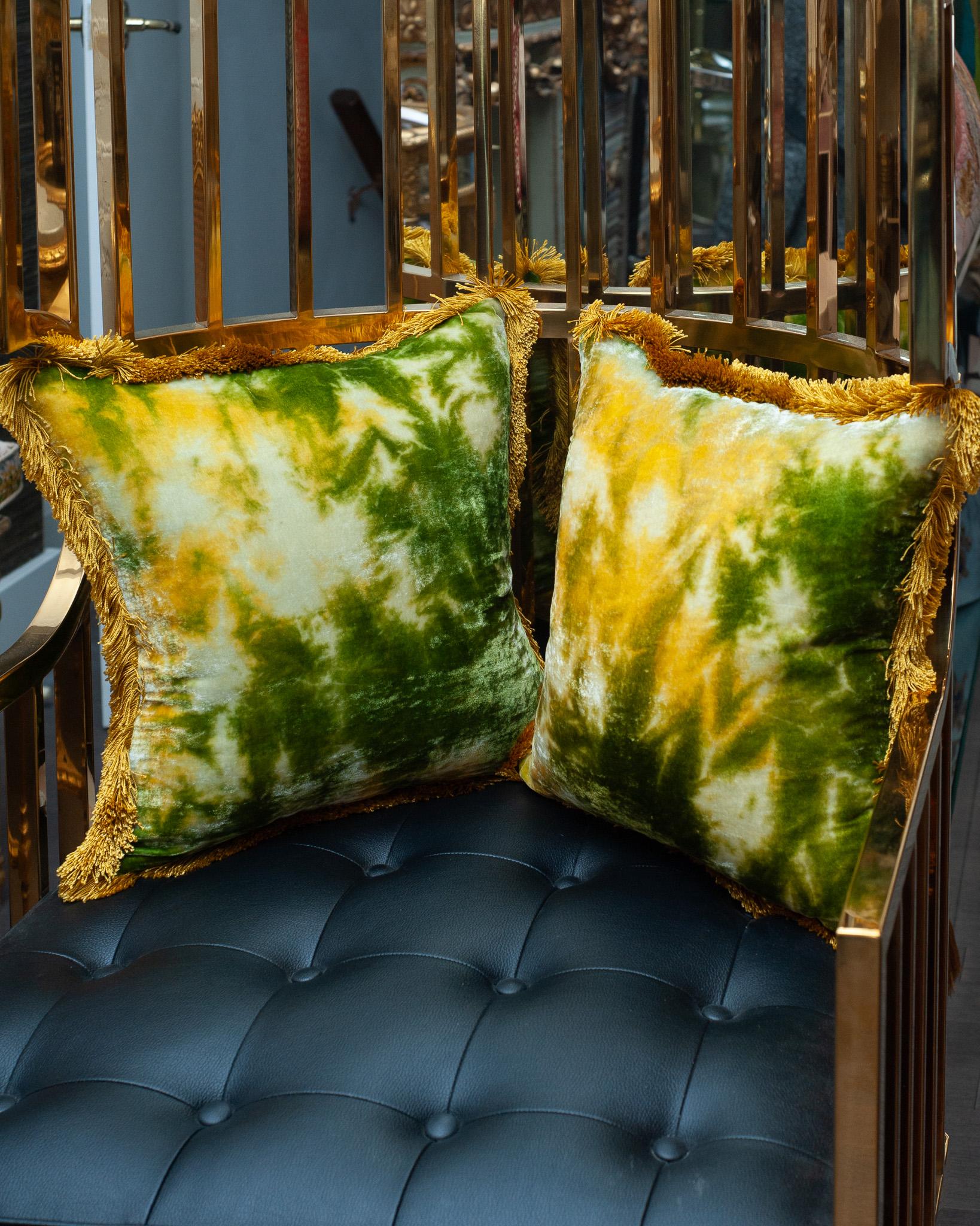 German Pair of Anke Dreschel Green and Gold Silk Velvet Pillows with Fringe Trim For Sale