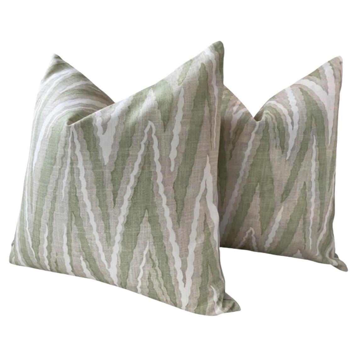 Coppia di cuscini Anna French per Thibaut "Highland Peak" in Greene & Greene