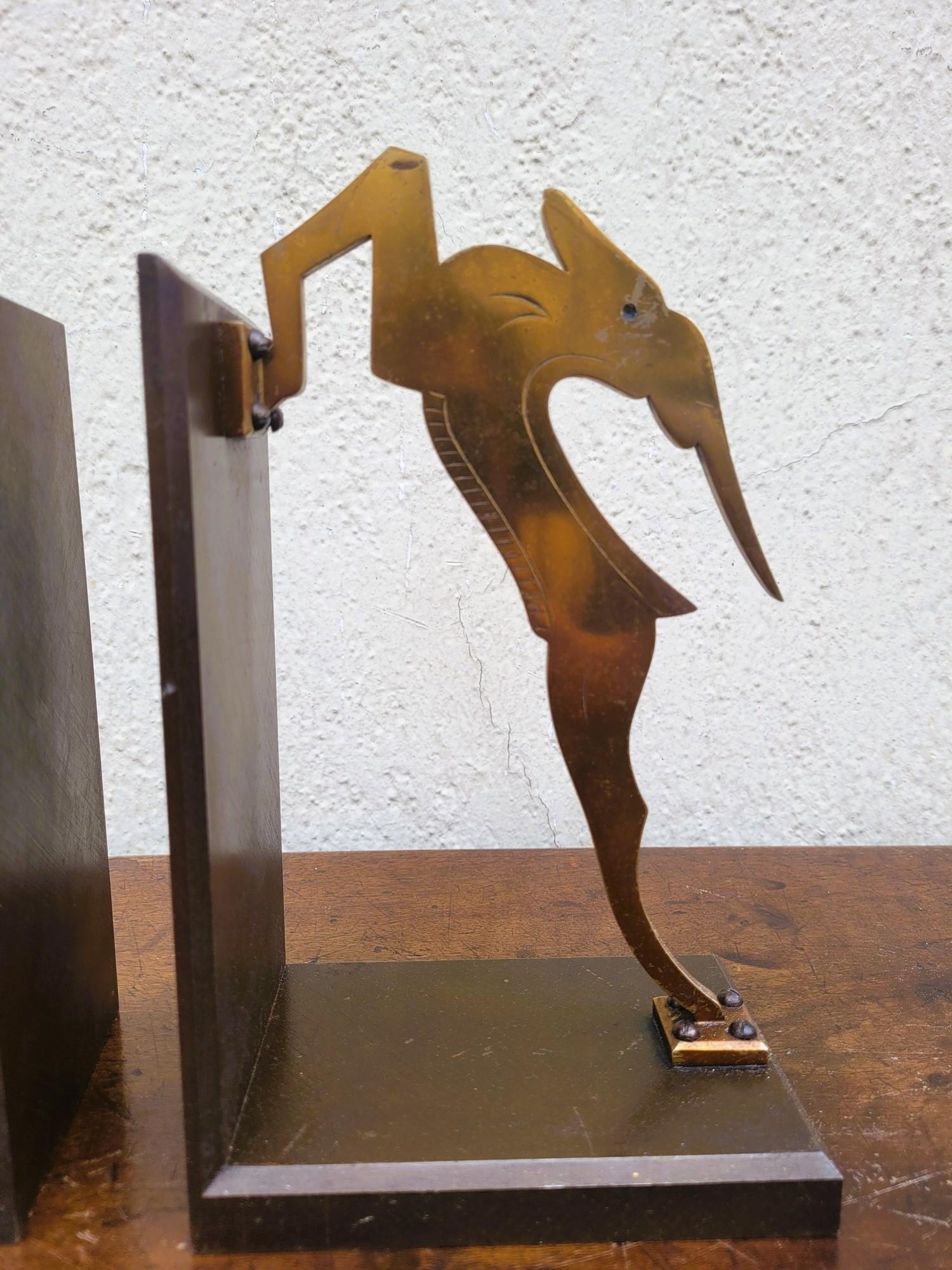 Francese Coppia di reggilibri in antilope, bronzo, XX secolo in vendita