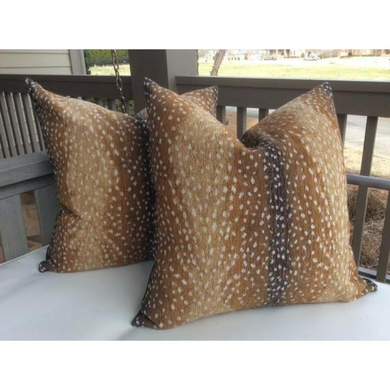 Coppia di cuscini in ciniglia 