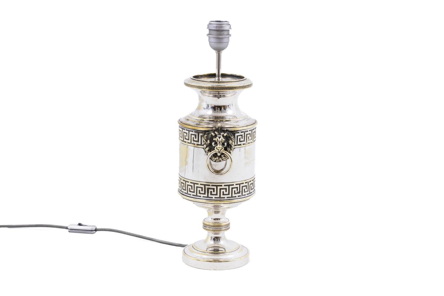 Pair of Antic Style Lamps in Silvered Metal, circa 1900 In Good Condition In Saint-Ouen, FR