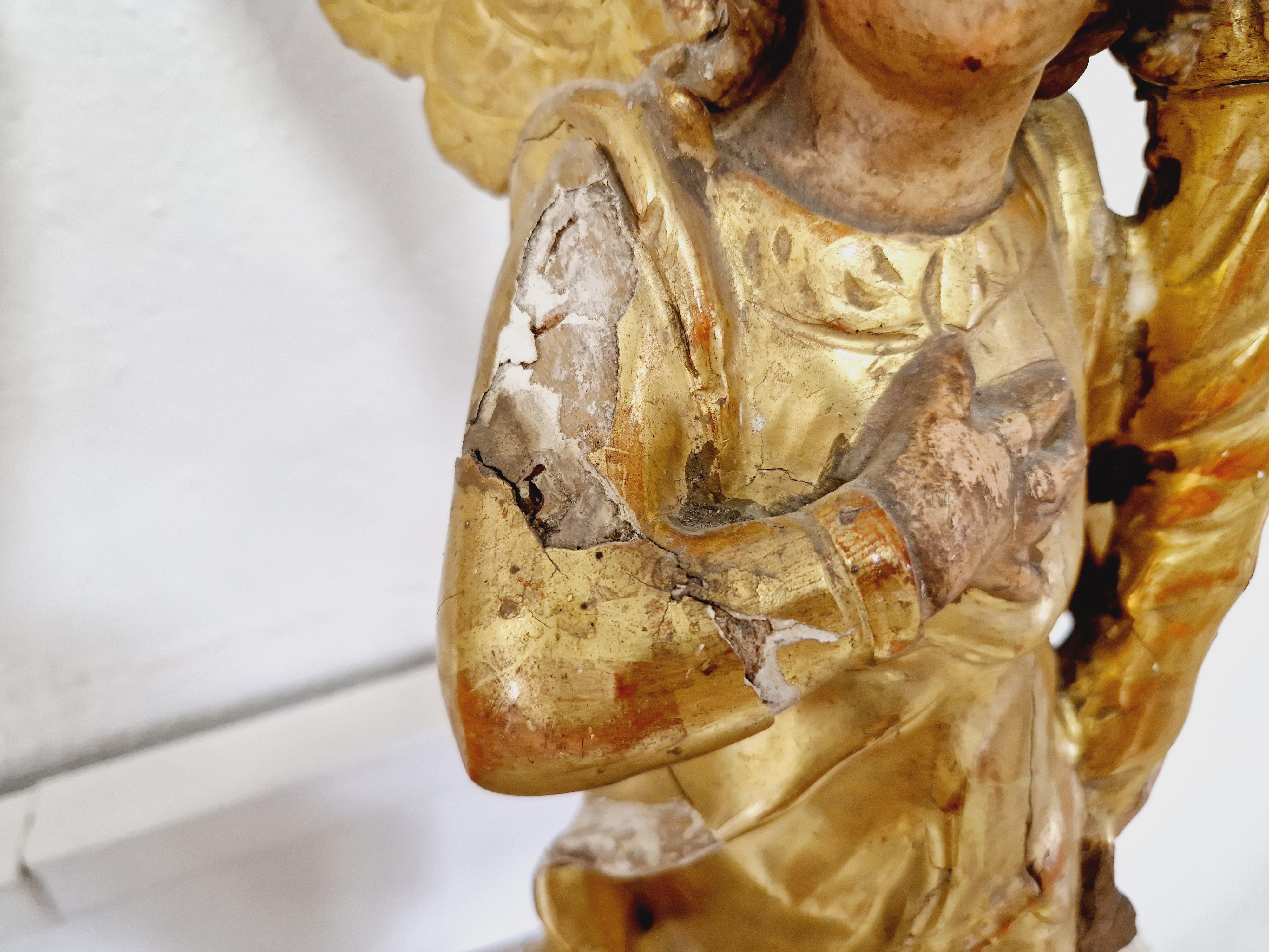 Pareja de antorchas antiguas de ángel del siglo XVIII siglo XVIII y antes en venta