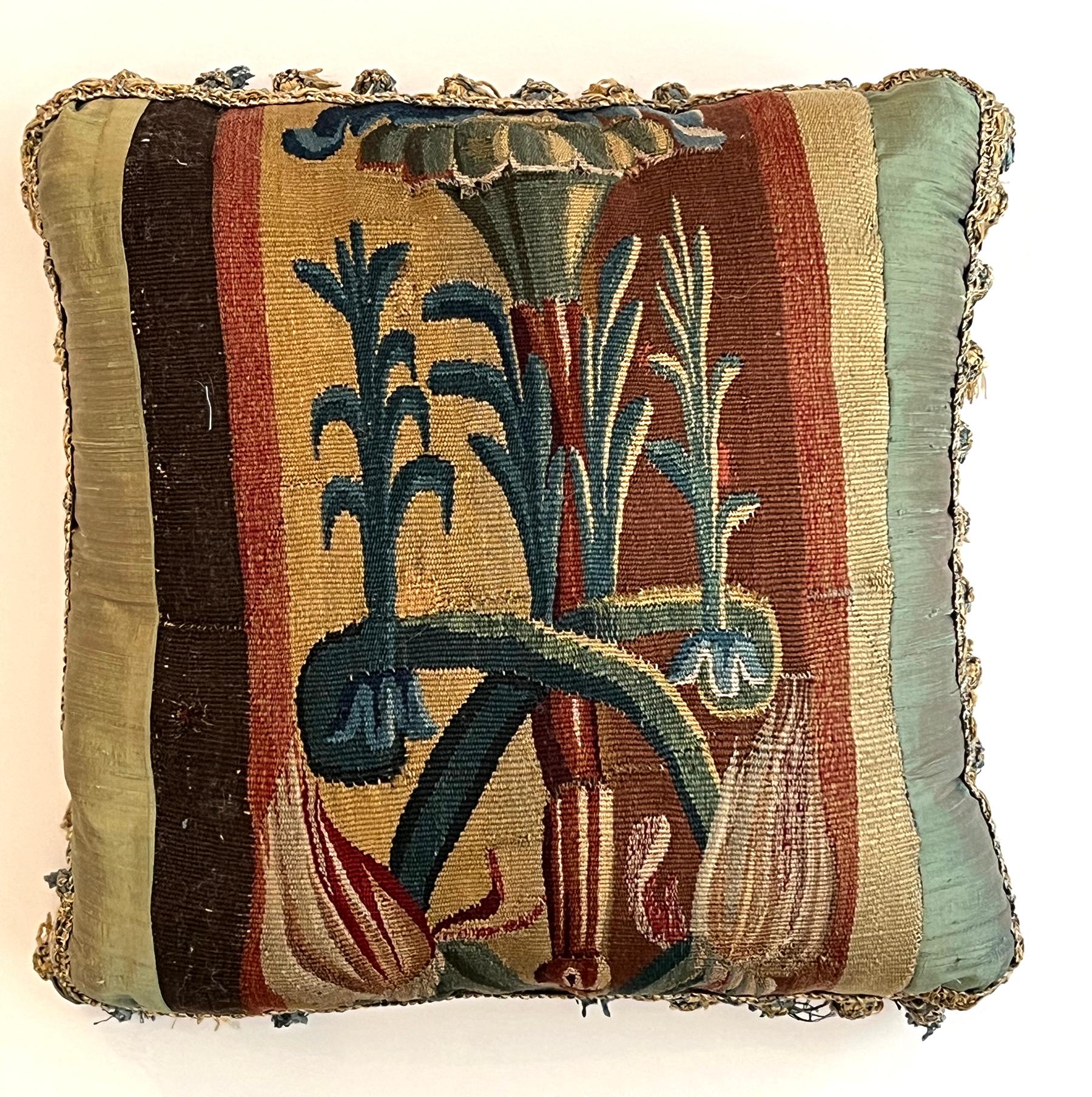 Baroque Pair of Antique 18th Century European Tapestry Pillows With Tassels For Sale
