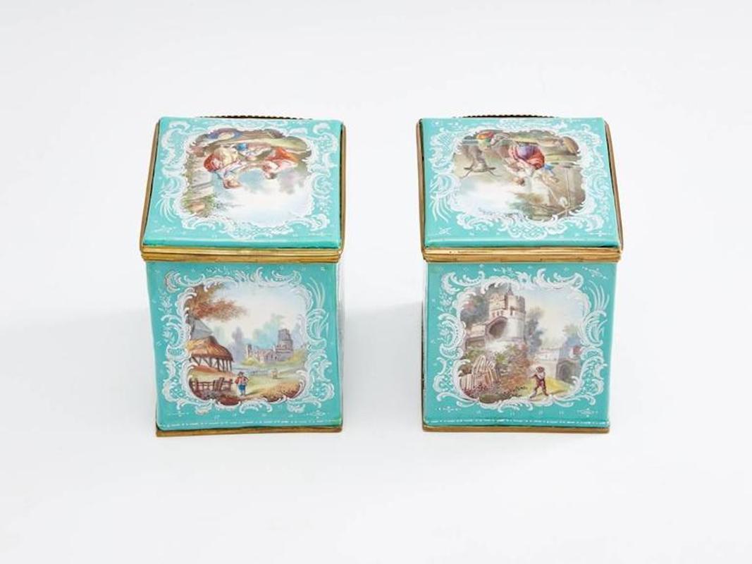 Pair of Antique 18th Century French Enamel Tea Caddies Circa 1780-1790 For Sale 1