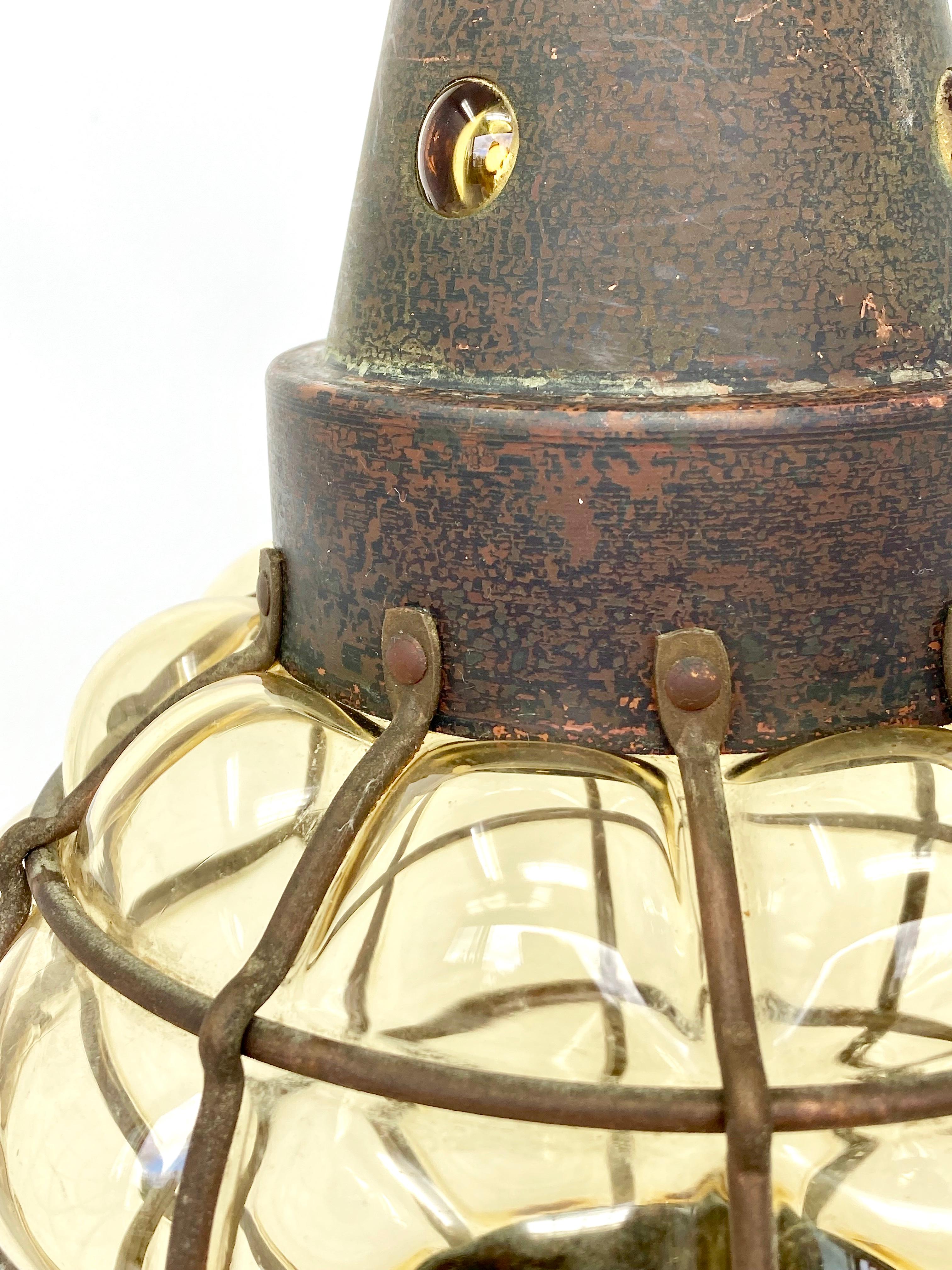 French Pair of Antique 1920s Arts & Crafts Hanging Lanterns in Metal and Handmade Glass For Sale