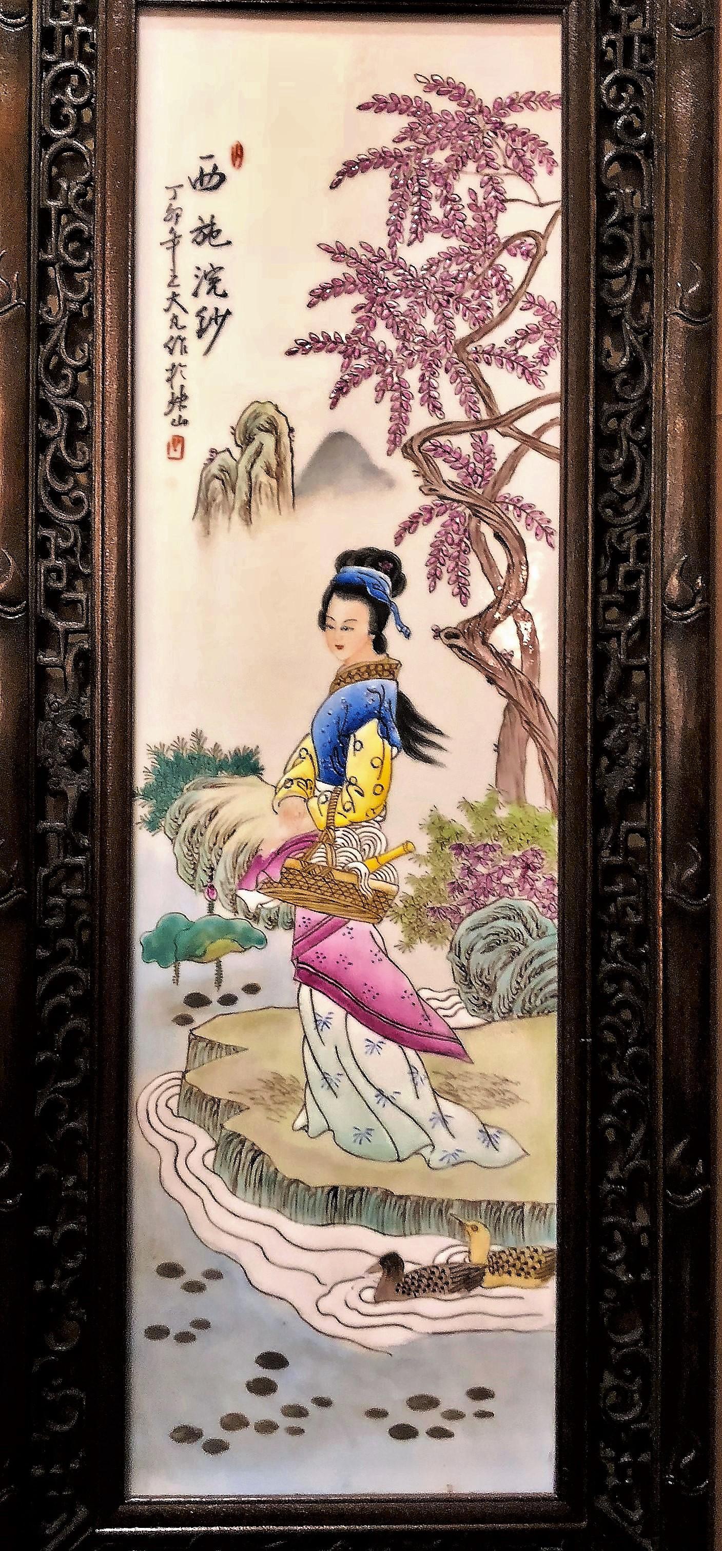 Pair of Antique 19th Century Chinese Famille Rose Panels In Good Condition In New Orleans, LA