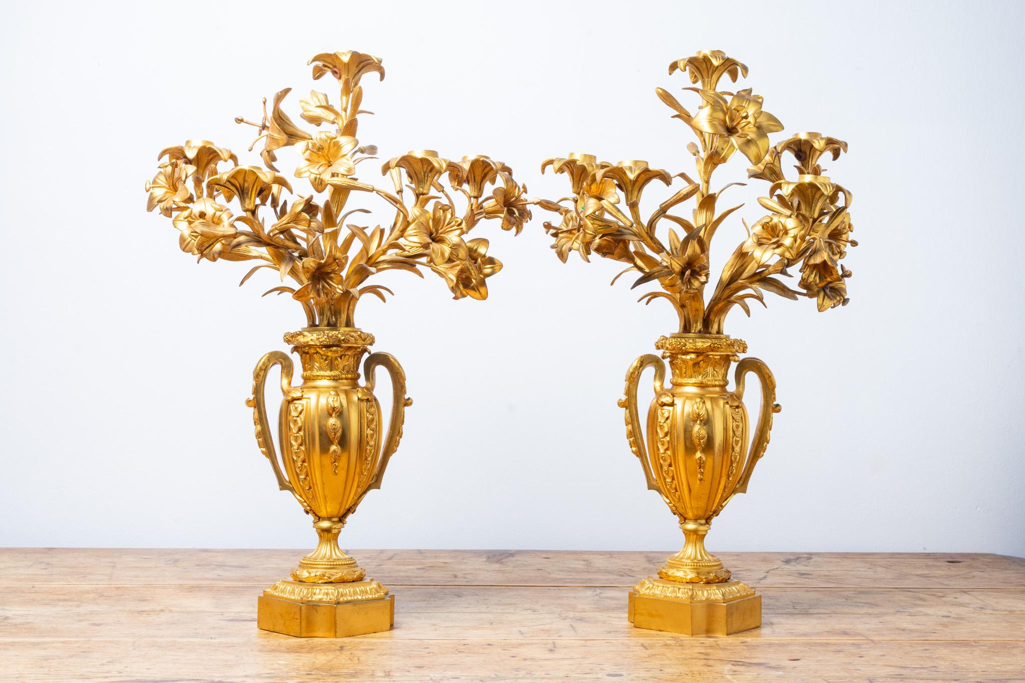 Paire de chandeliers anciens en bronze doré du 19e siècle français en vente 8