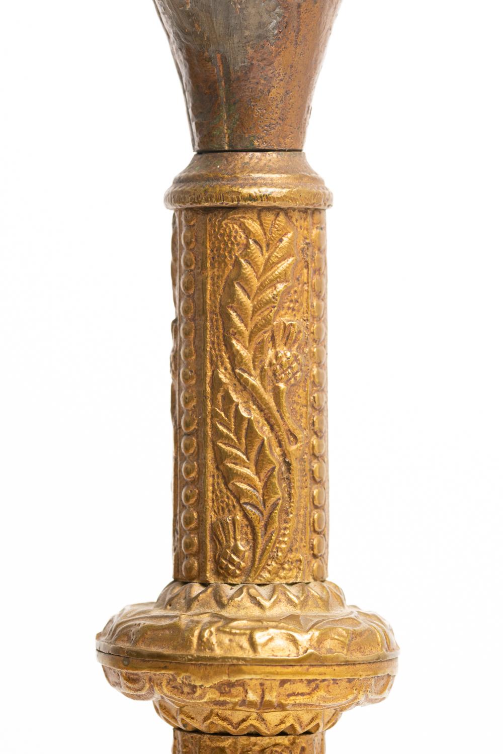 Antike französische Messing-Kerzenständer aus dem 19. Jahrhundert  im Angebot 1