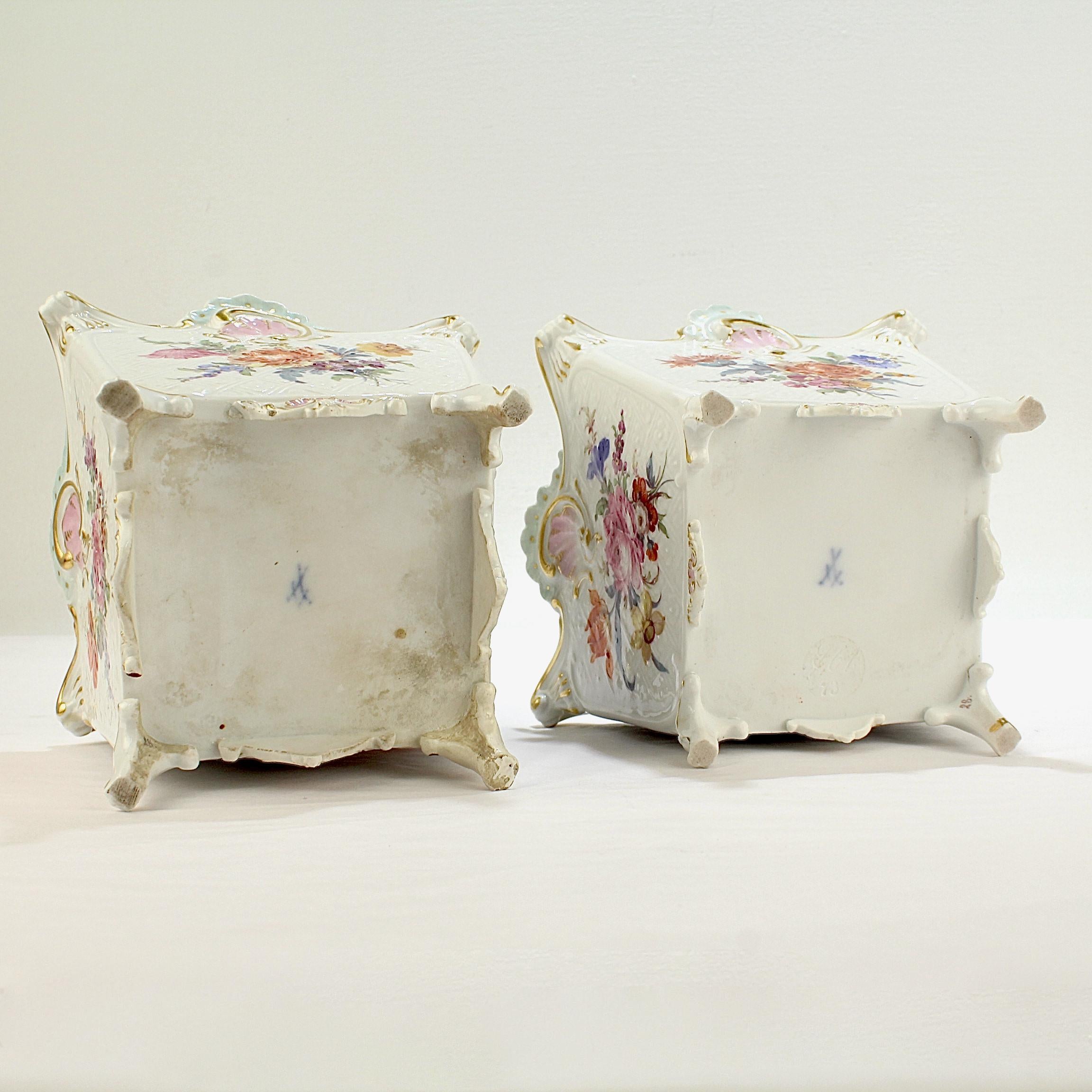 Pair of Antique 19th Century Meissen Porcelain Cachepot or Jardinieres 4