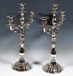 Coppia di antichi candelabri a 3 fiamme in argento Biedermeier, Germania, XIX secolo