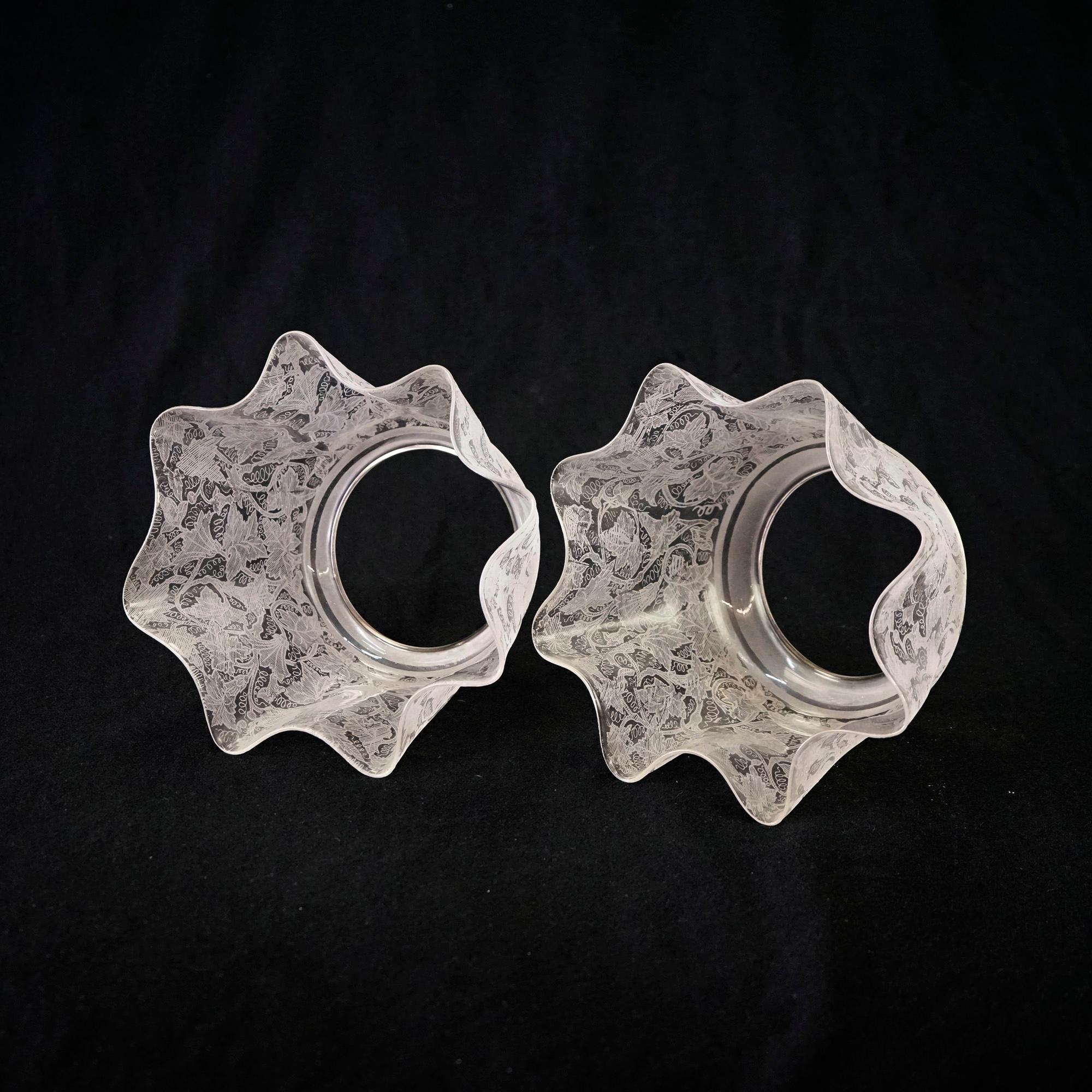Pair of Antique Acid Etched Leaf & Vine Gas Light Shades, Circa 1890 In Good Condition For Sale In Big Flats, NY