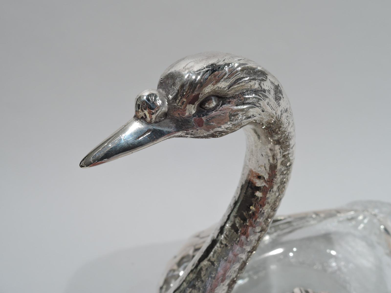Pair of Antique American Edwardian Sterling Silver and Glass Swans In Excellent Condition In New York, NY