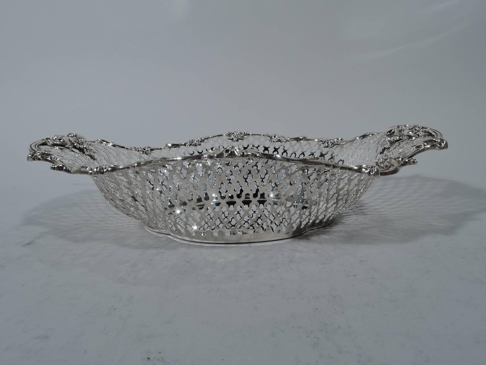 20th Century Pair of Antique American Edwardian Sterling Silver Baskets
