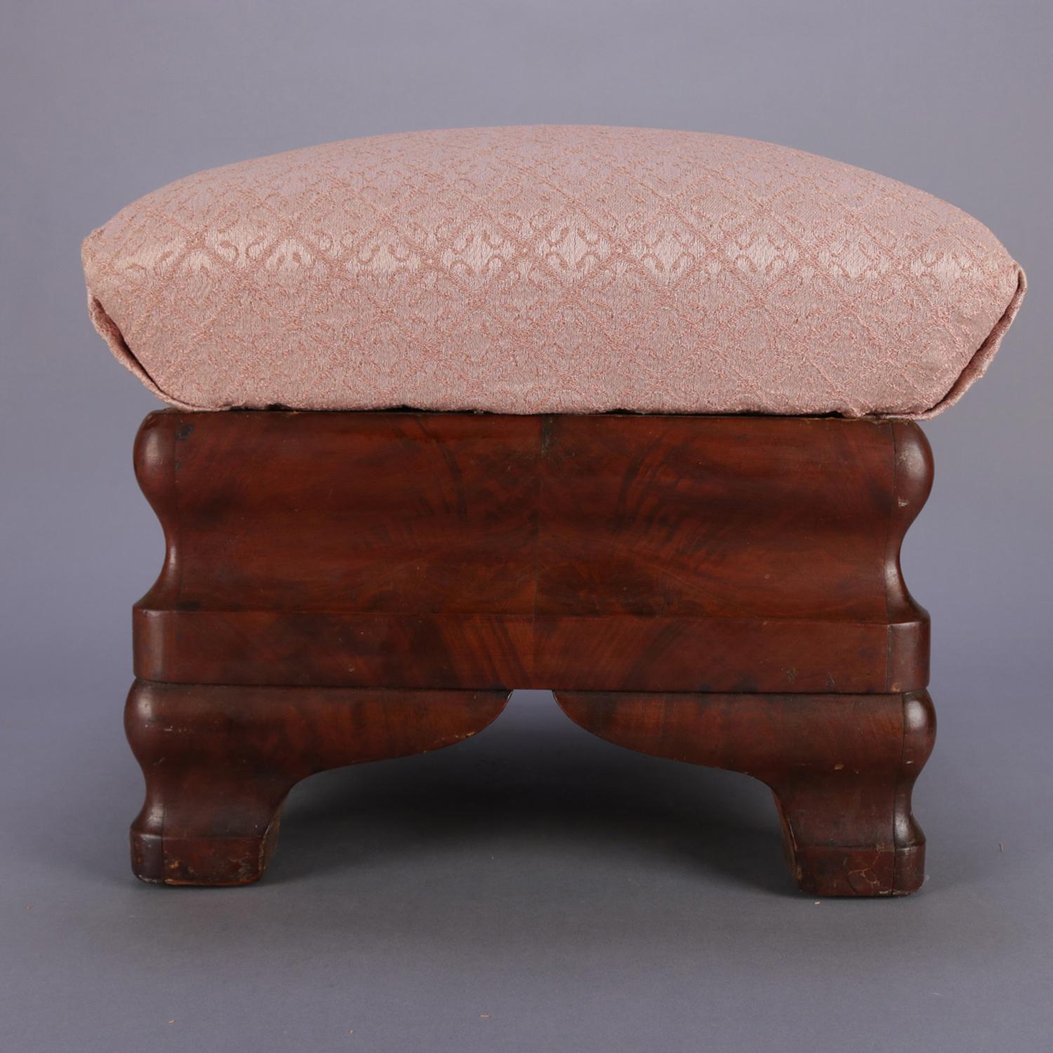 Pair of Antique American Empire Ogee Flame Mahogany Footstools with Storage In Good Condition In Big Flats, NY