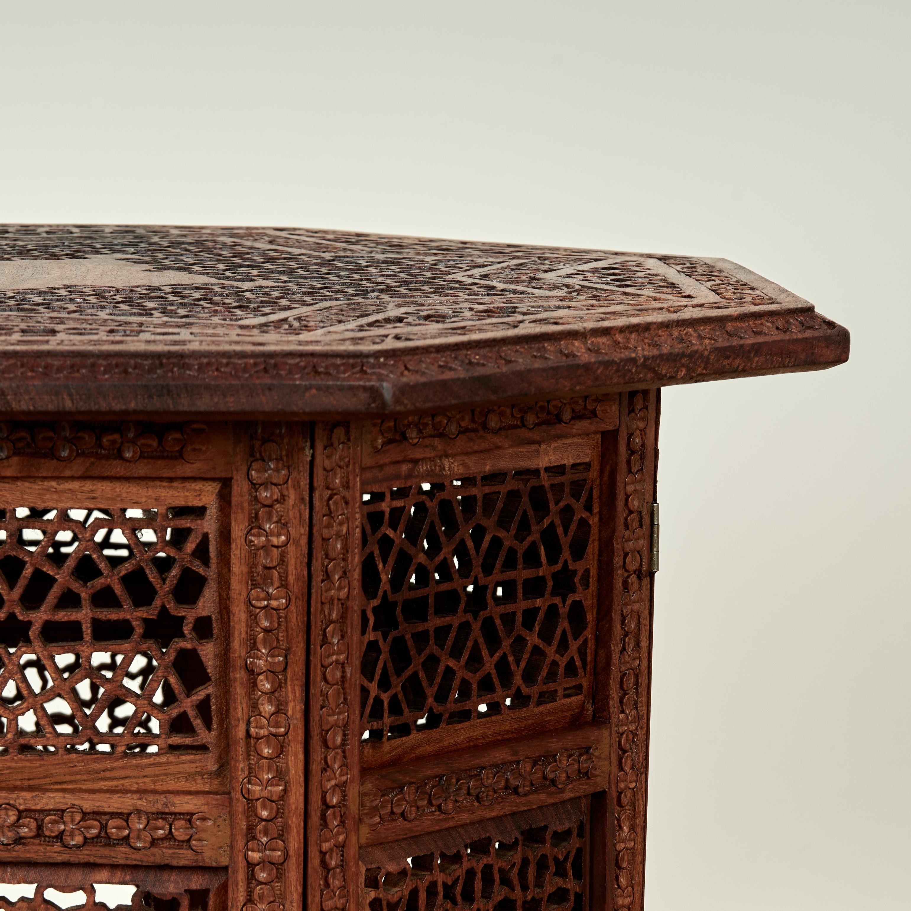 Mahogany Pair of Antique Anglo Indian Carved Stands or Tables For Sale