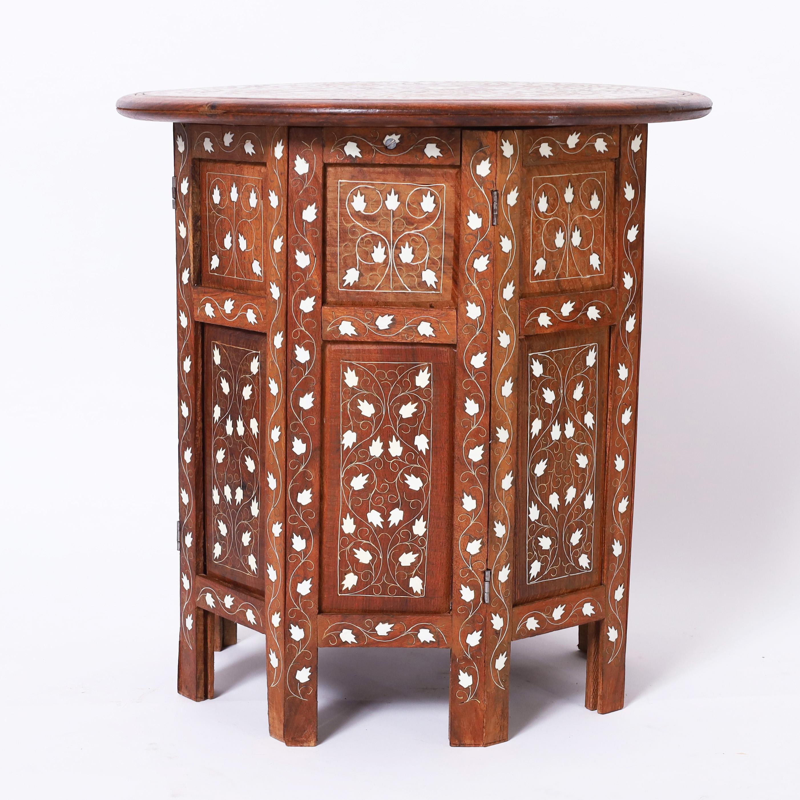 Anglo-Indian Pair of Antique Anglo Indian Inlaid Stands