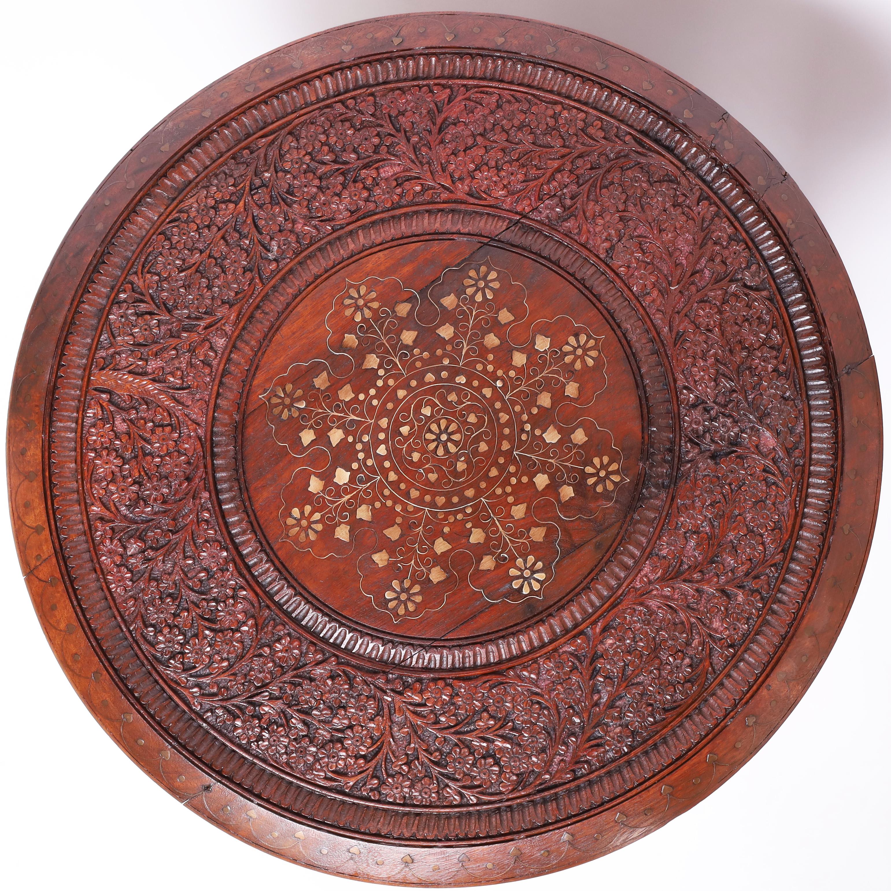 Indien Paire de supports anciens anglo-indiens marquetés en vente
