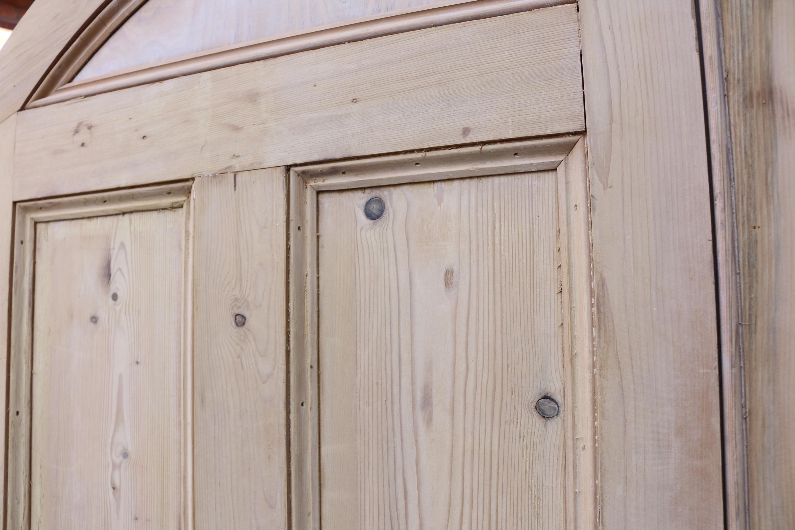 Pair of Antique Arched Pine Double Doors In Fair Condition In Wormelow, Herefordshire