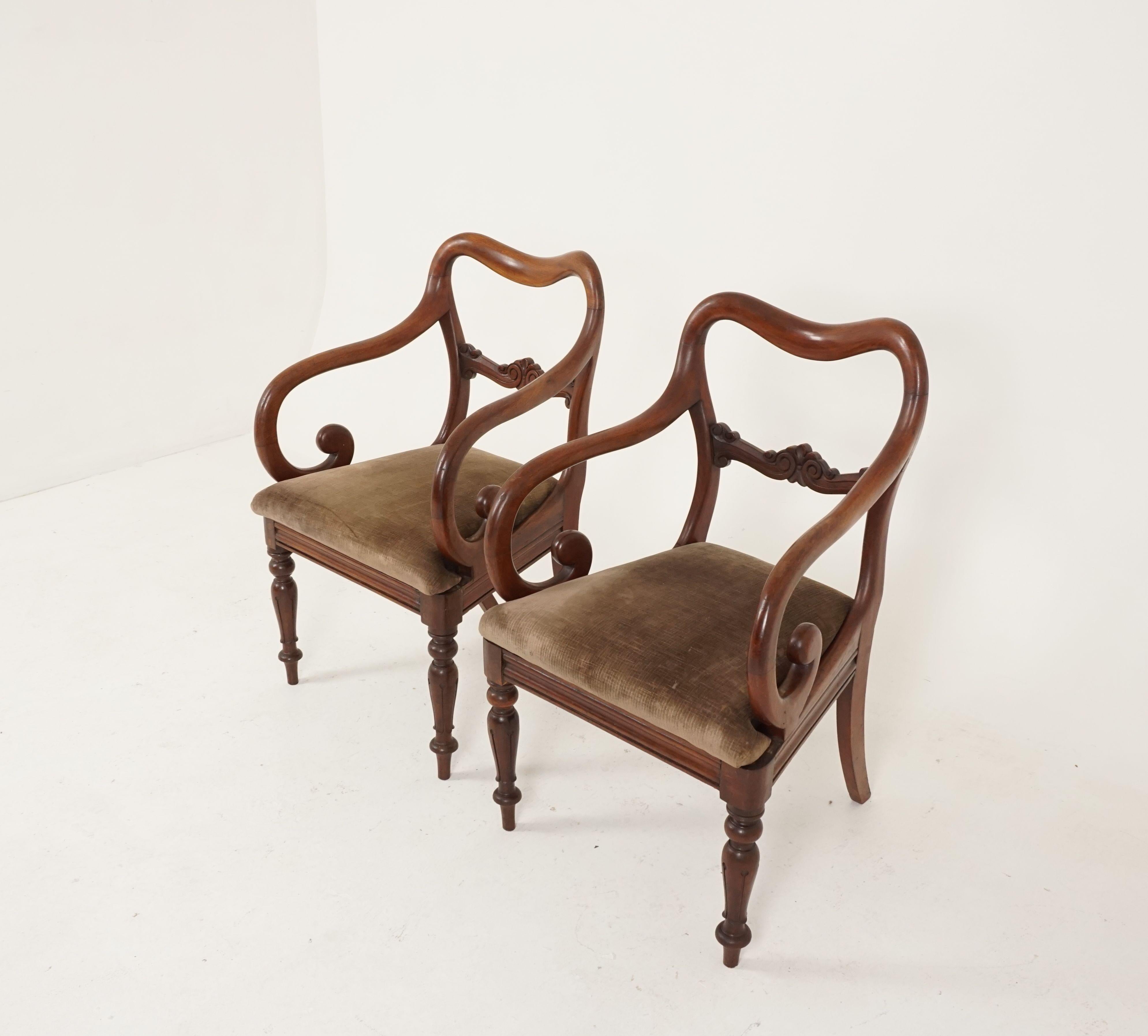 Pair of antique armchairs, Victorian mahogany dining armchairs, library chairs, Scotland, 1840, B2473

Scotland 1840
Solid mahogany
Original finish
Kidney shaped back
Lovely carved splat
Nicely shaped scroll arm
Lift out seat with