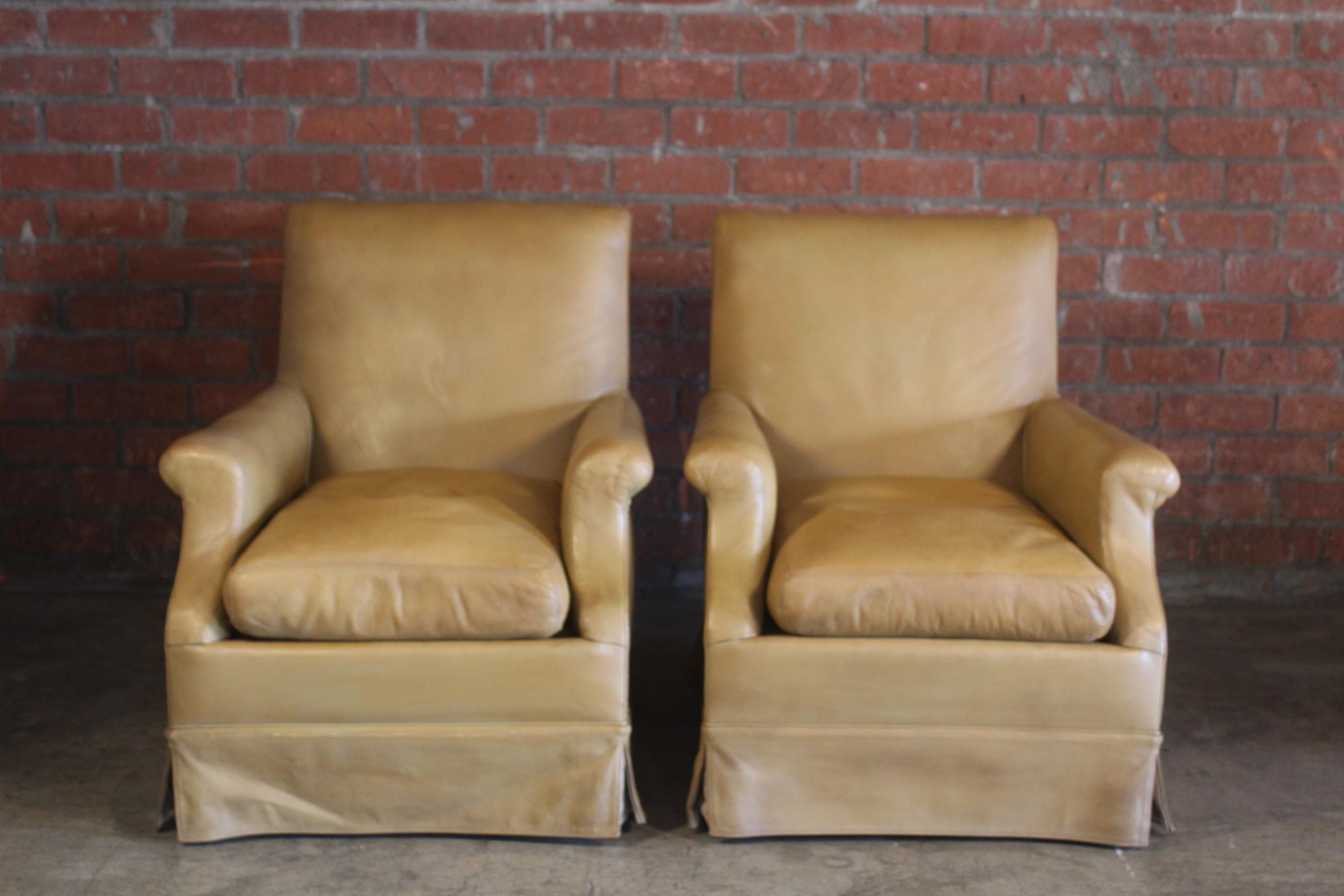 Pair of Antique Armchairs in Original Leather, France, 1930s In Good Condition For Sale In Los Angeles, CA