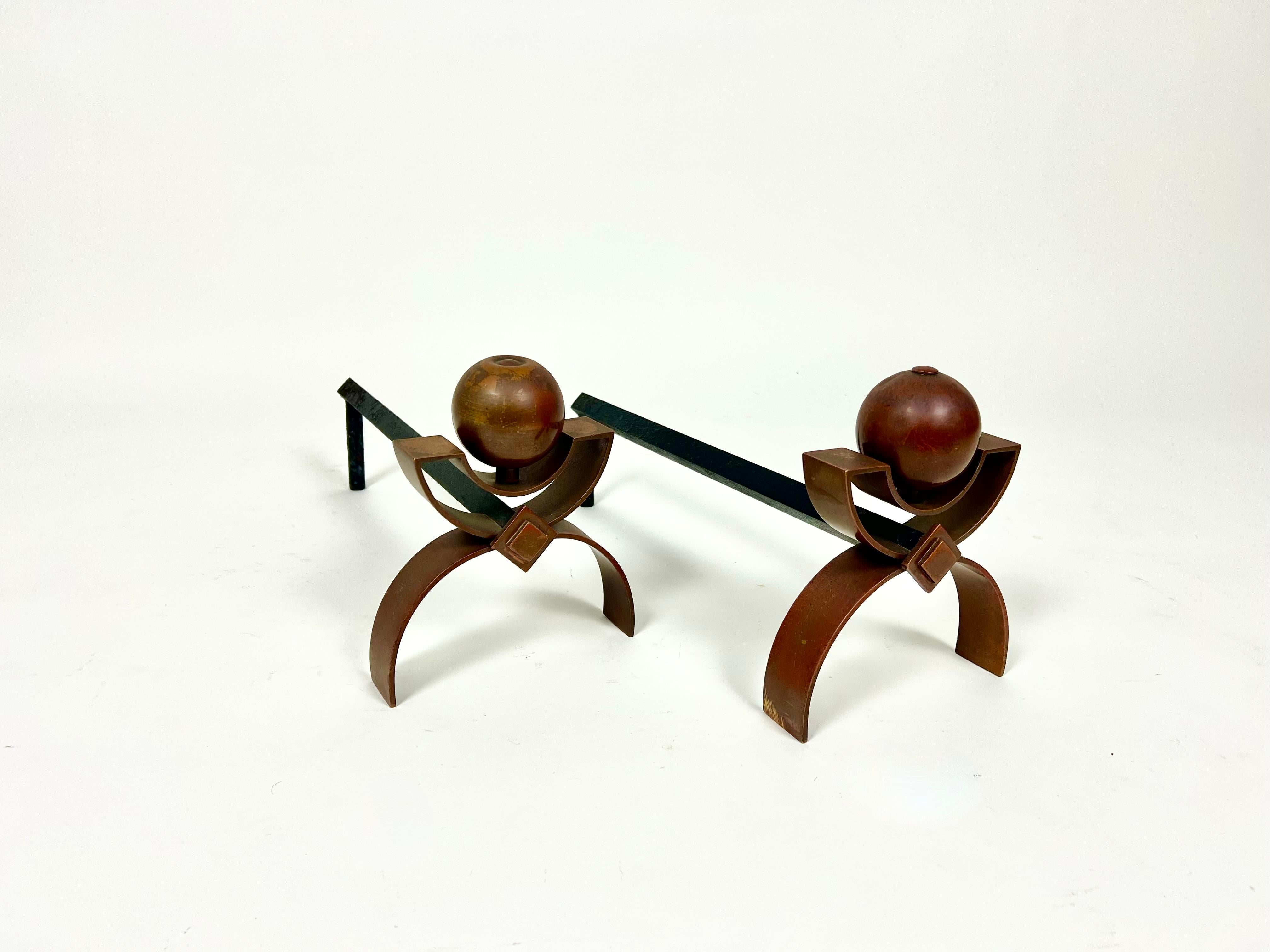 Pareja De Antiguos Andirones Art Decó / Perros de Fuego, Cobre Y Hierro en venta 6