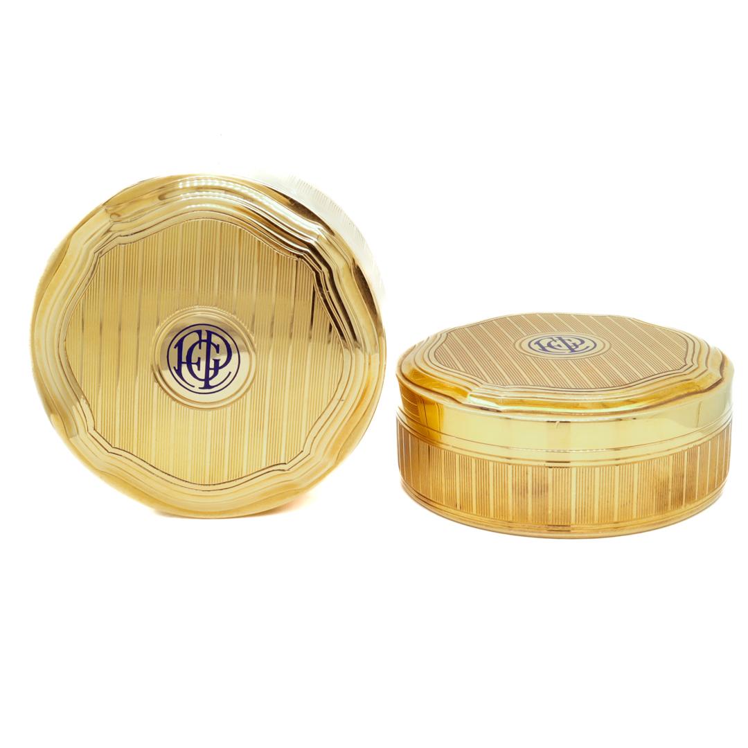 Pair of Antique Art Deco Tiffany & Co 18k Gold & Enamel Pill Boxes In Good Condition For Sale In Philadelphia, PA