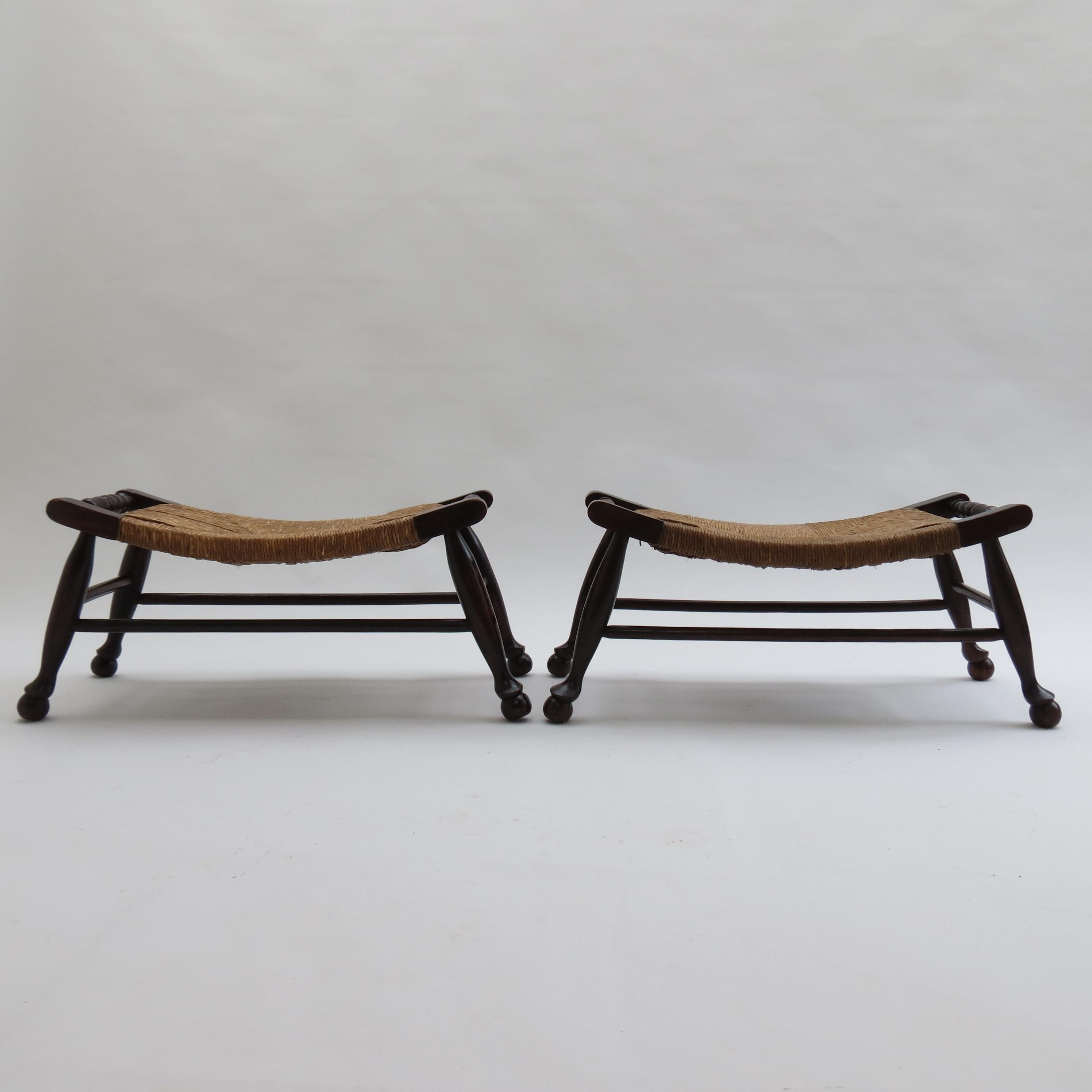 Pair of Antique Arts and Crafts Rush Seat Stools 1900 im Angebot 10