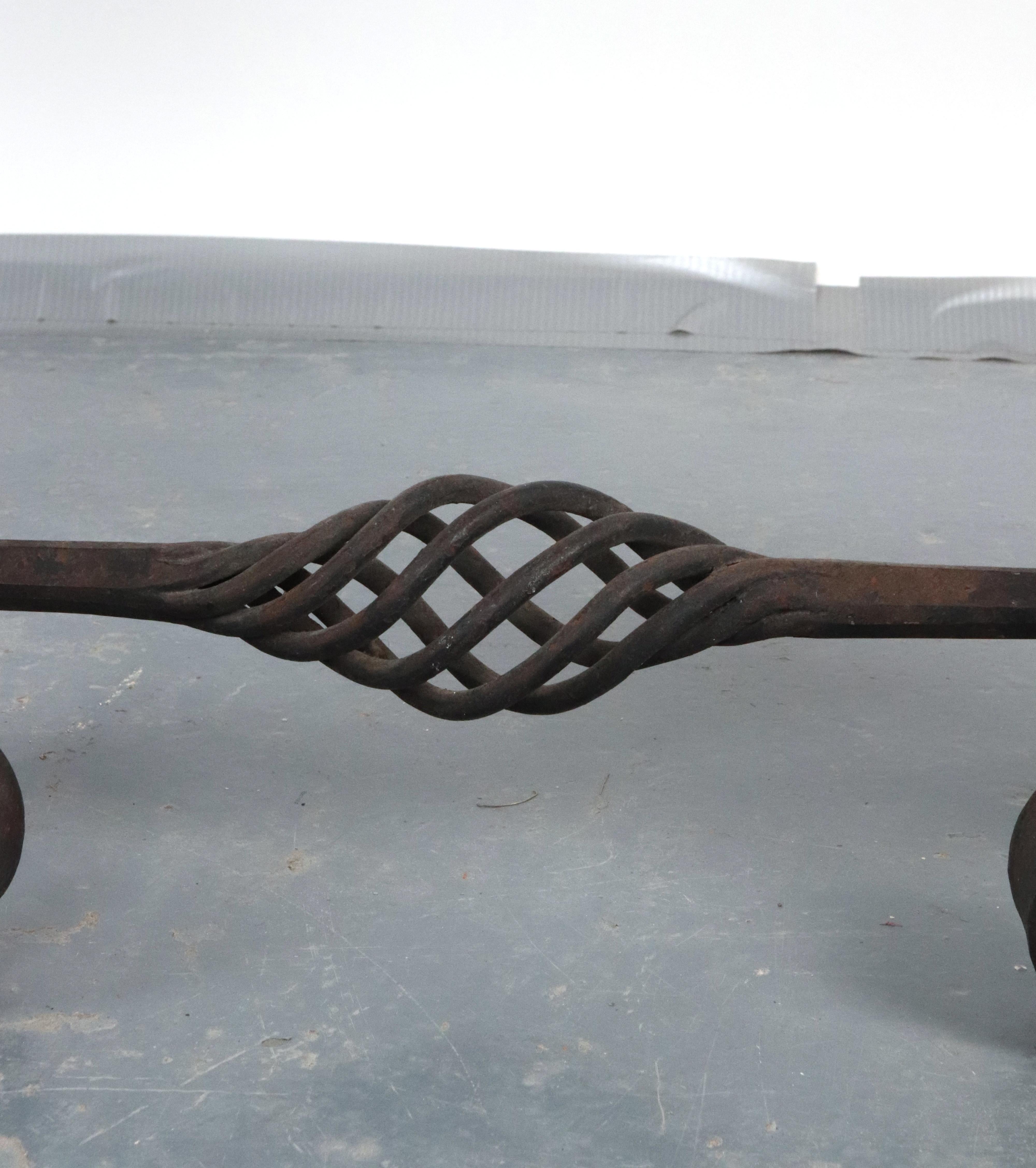Coppia di antichi androni in ferro battuto di Arts & Crafts in vendita 7