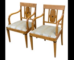 Pareja de sillones austriacos antiguos estilo Biedermeier
