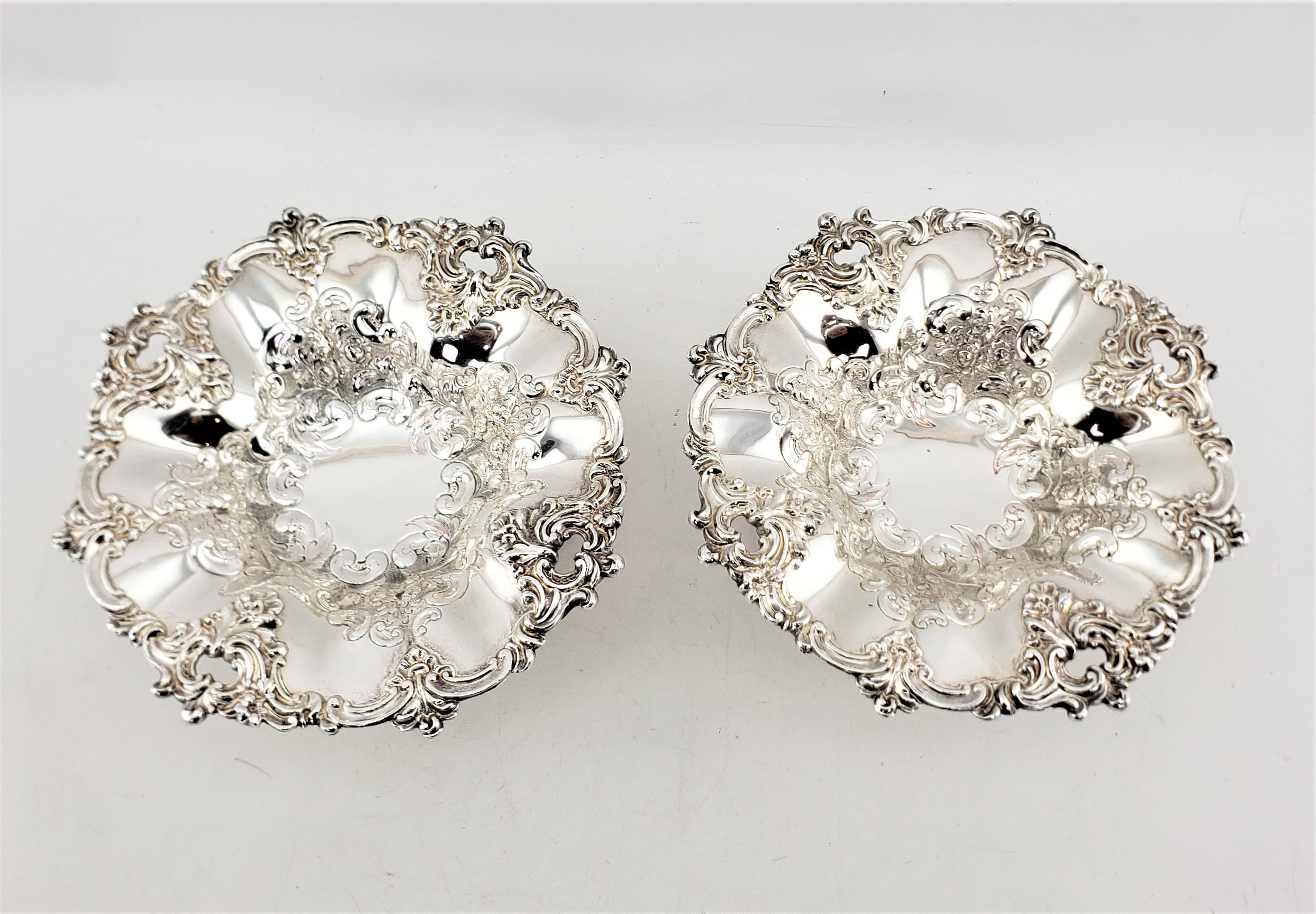 20th Century Pair of Antique Barker-Ellis Silver Plated Footed Bowls with Floral Decoration For Sale