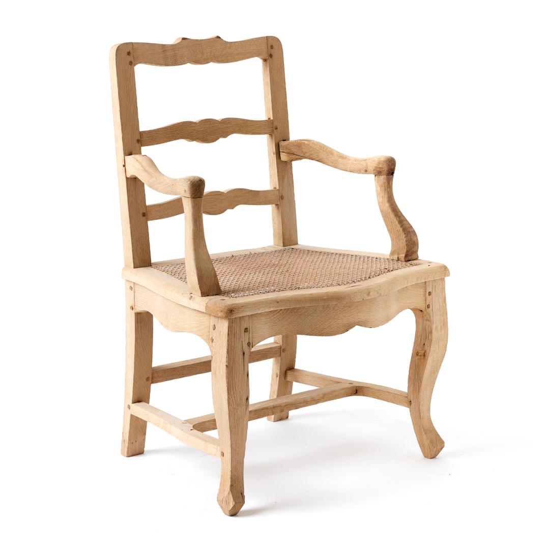 Paire de fauteuils belges anciens en vente 2