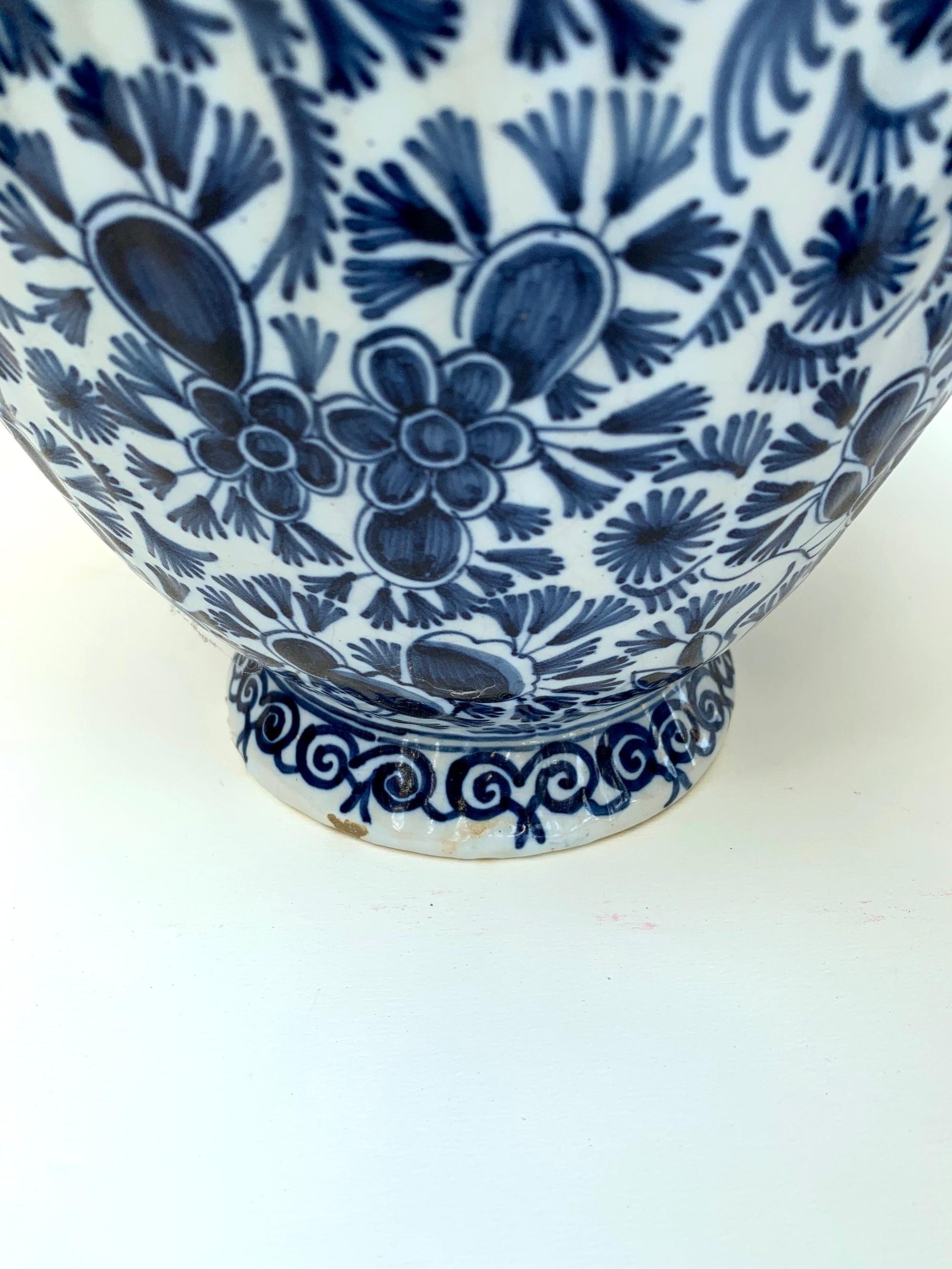 Pair of Antique Blue and White Delft Pottery Ginger Jars In Good Condition In Lake Worth, FL