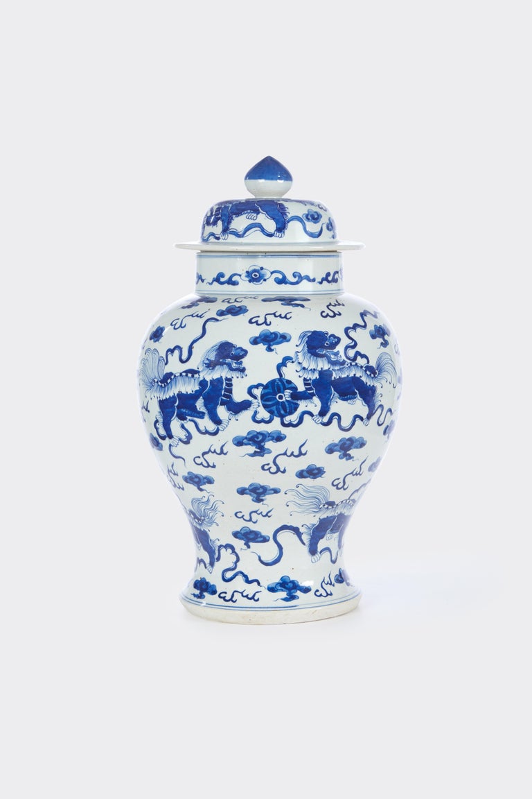 Pair of Antique Blue and White Vases with Covers For Sale at 1stDibs