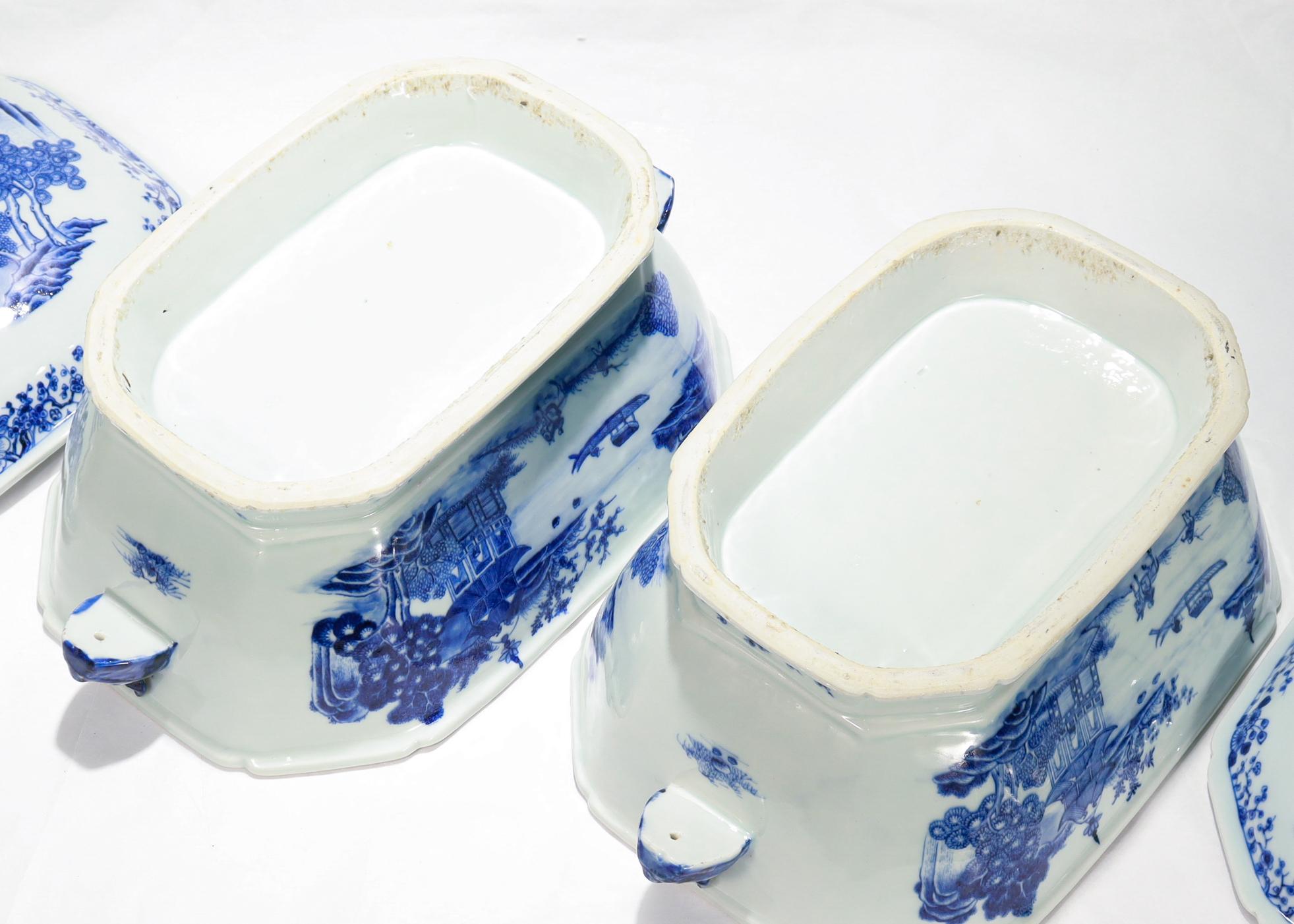 Pair of Antique Blue & White Canton Chinese Export Porcelain Covered Tureens For Sale 8