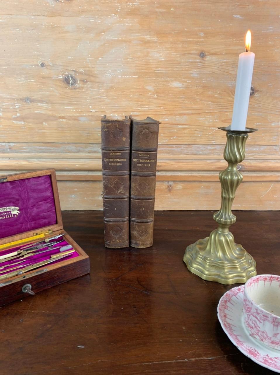 Paar antike Bücher aus Frankreich aus dem 19. Jahrhundert  im Angebot 4