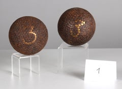 Paire de boules anciennes "3", "V", Pétanque, 1880s, France, Artisanat