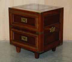 PAiR OF ANTIQUE BRASS & CAMPHOR MILITARY CAMPAIGN BEDSIDE END TABLES NIGHTSTANDS