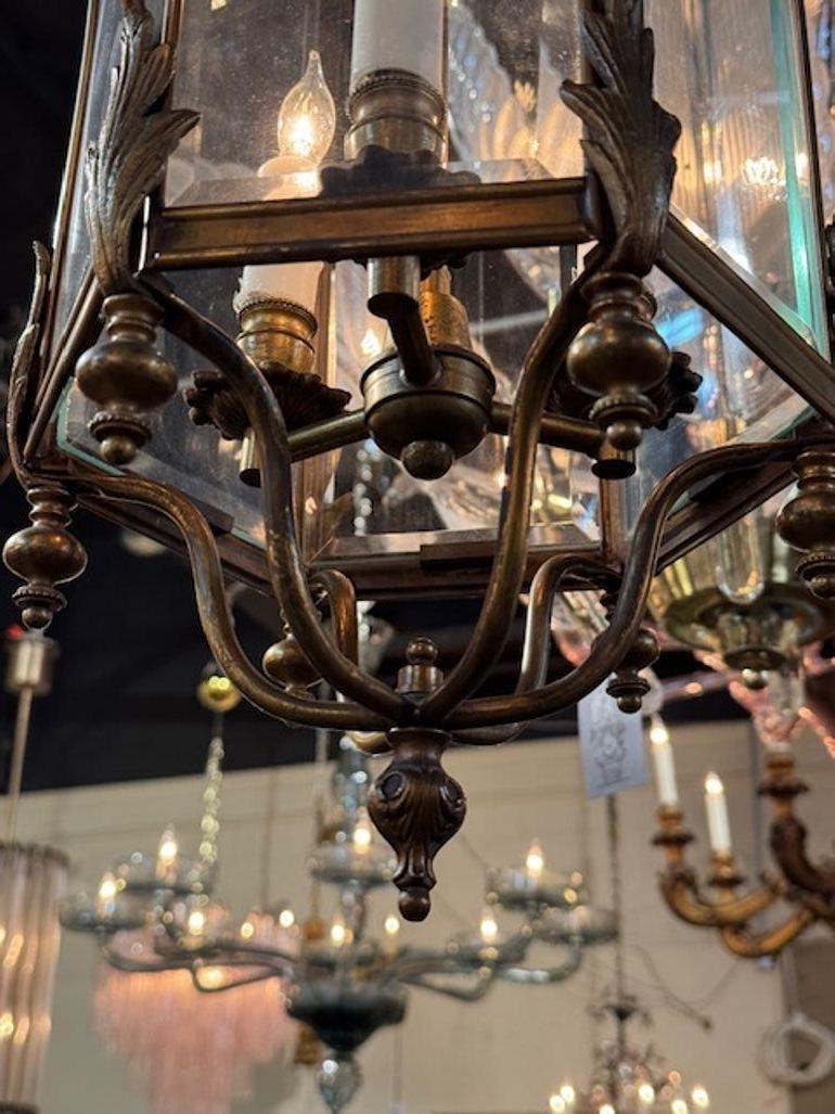 XIXe siècle Paire de lanternes anciennes en laiton d'Angleterre en vente