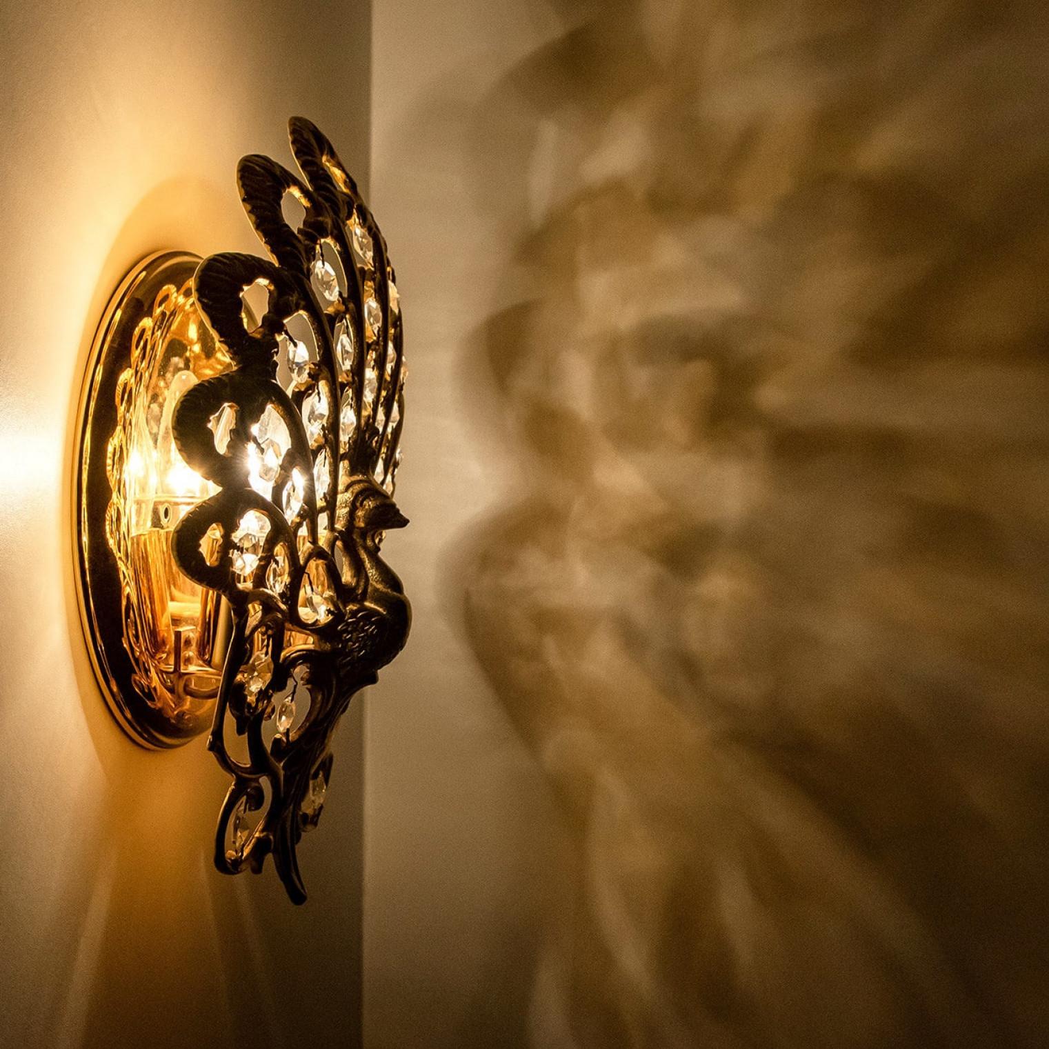 Paire d'appliques en laiton ancien en forme de paon, Espagne, années 1960 en vente 4