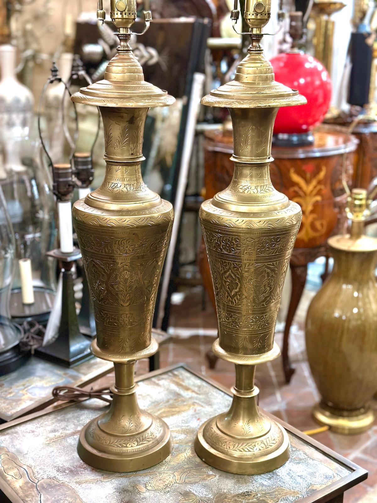 Early 20th Century Pair of Antique Brass Table Lamps For Sale