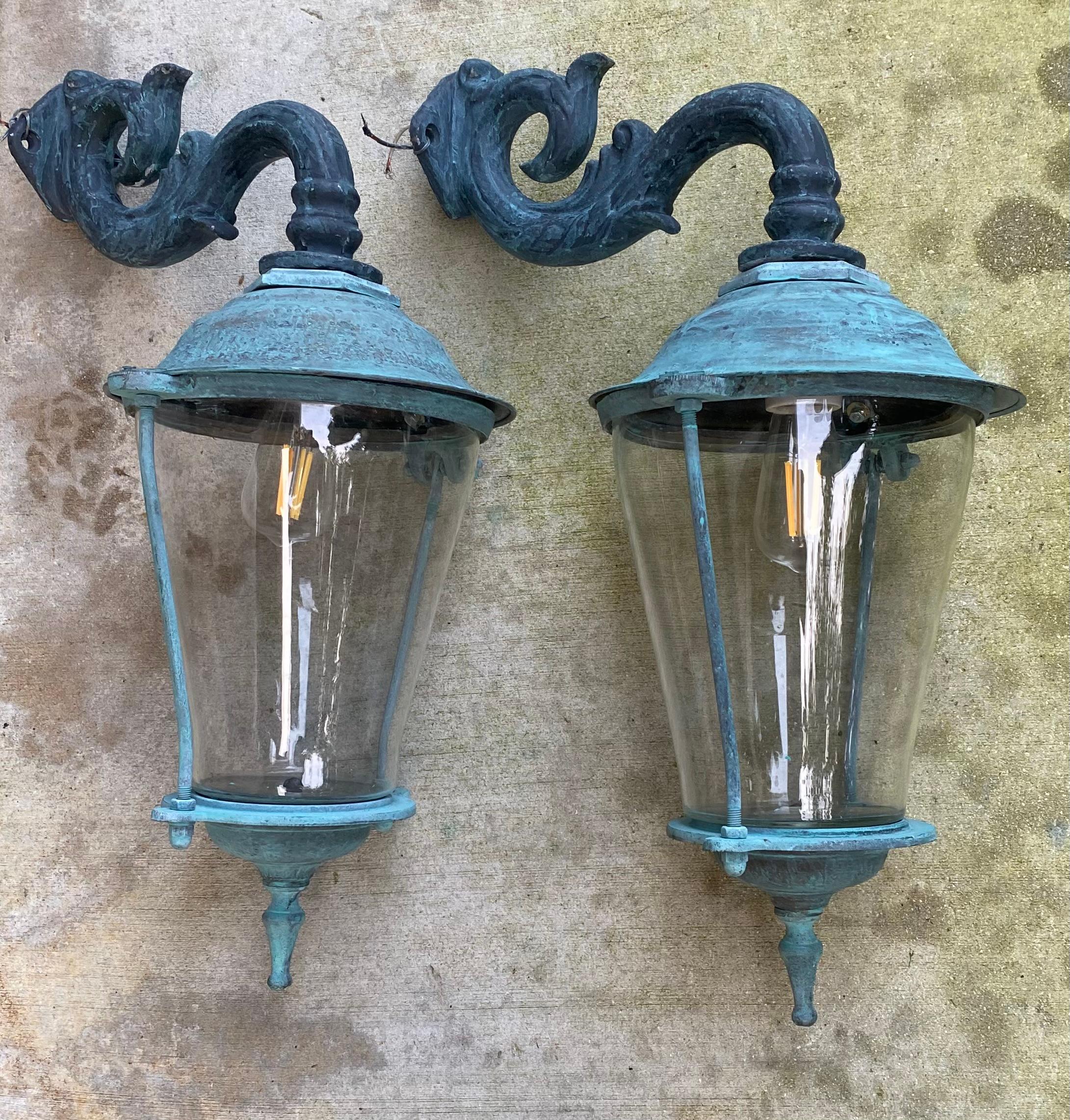 Coppia di lanterne da parete in ottone antico - 17