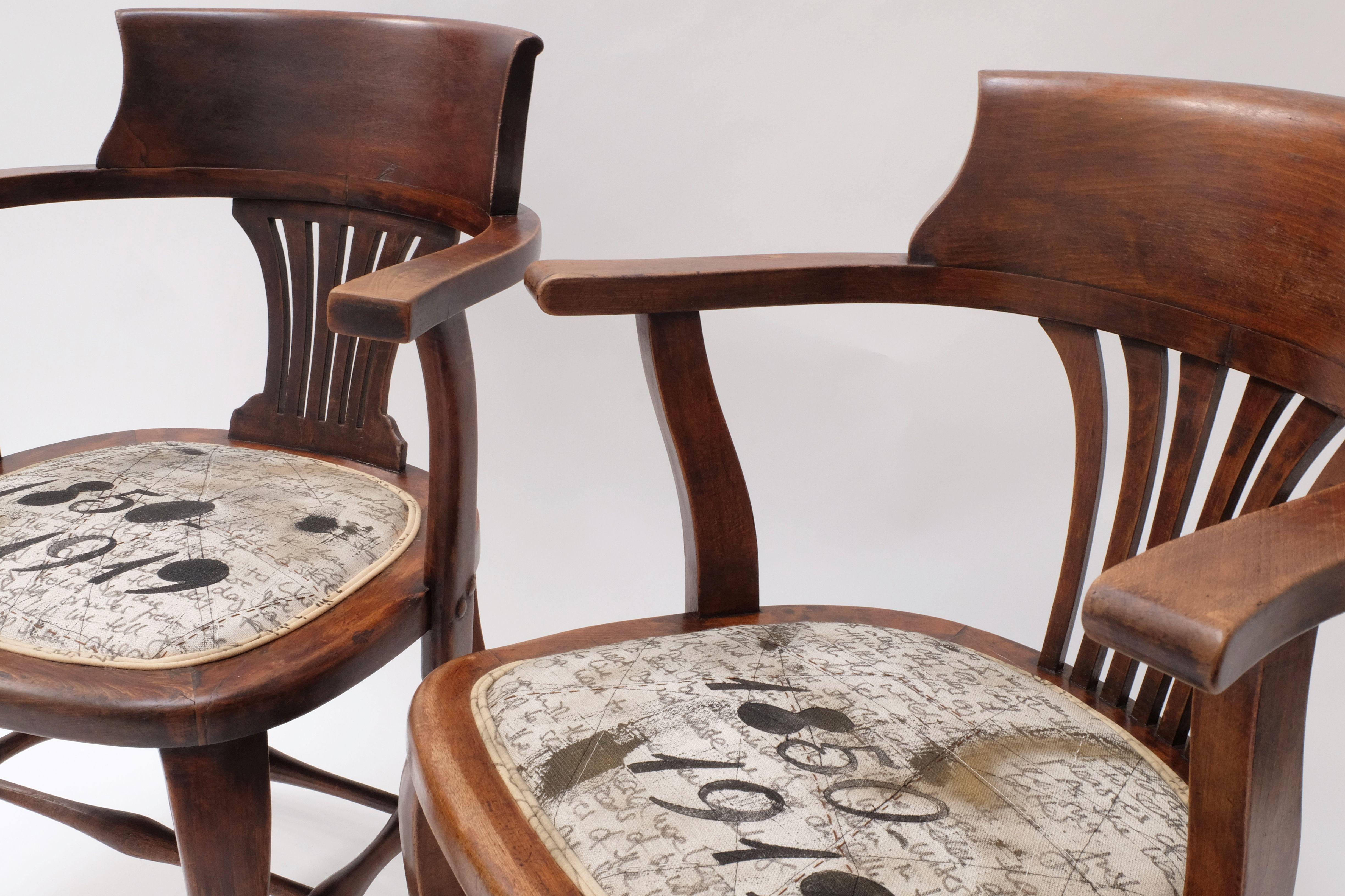 English Pair of Antique British Elbow Office Chairs circa 1920 For Sale