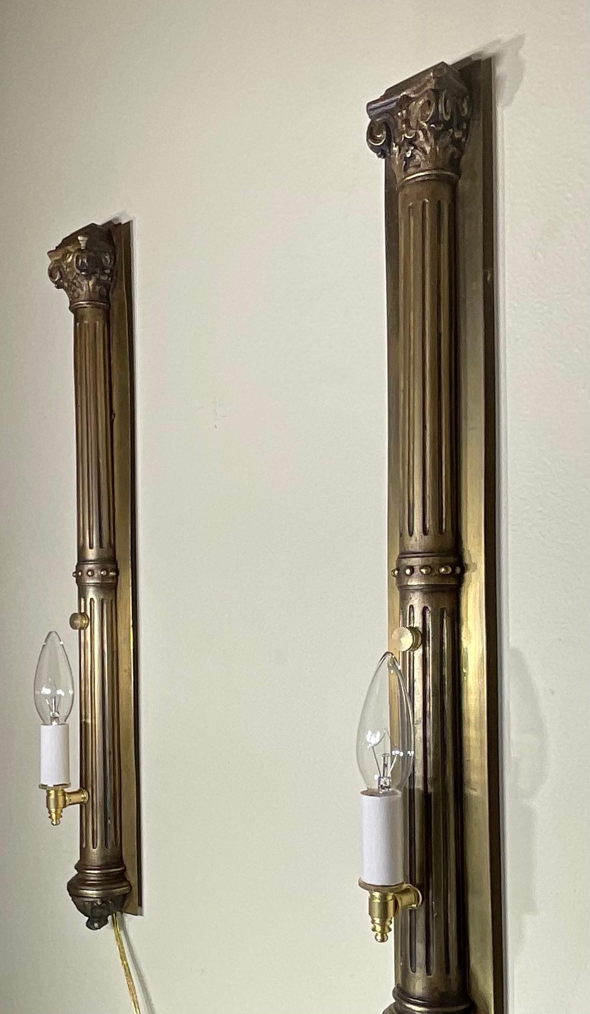 20th Century Pair of Antique Bronze and Brass Sconces - Elegant Wall Lights For Sale