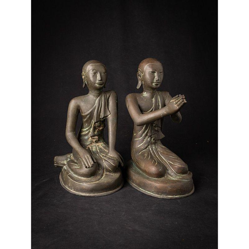 Pair of Antique Bronze Burmese Monk Statues from Burma For Sale 3