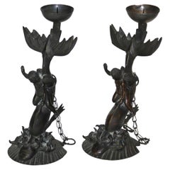 Pareja de Candeleros Figurados Antiguos de Bronce con Querubines Montando Delfines C1820
