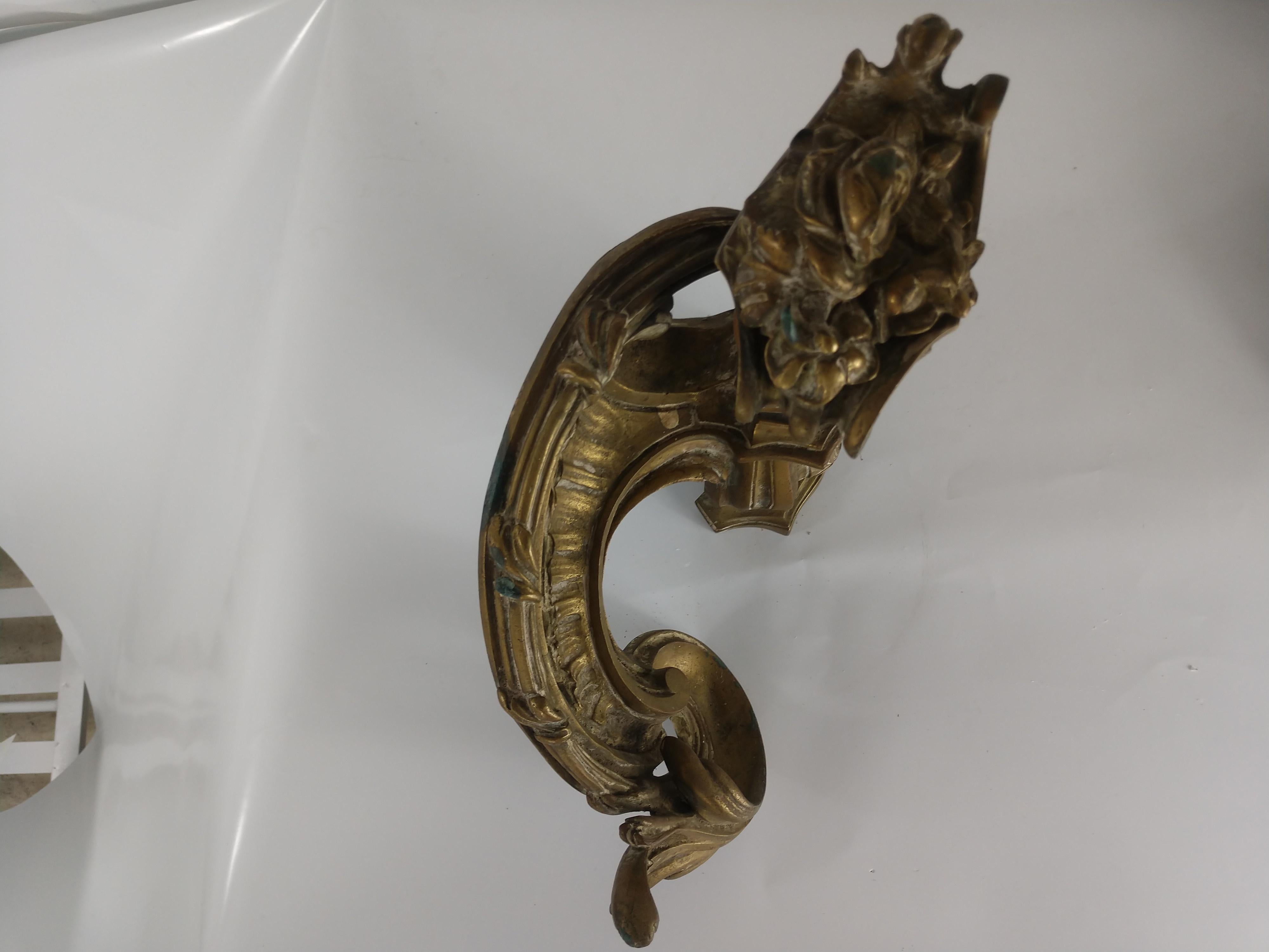 Fin du XIXe siècle Paire de chenets français en bronze ancien, vers 1880 en vente
