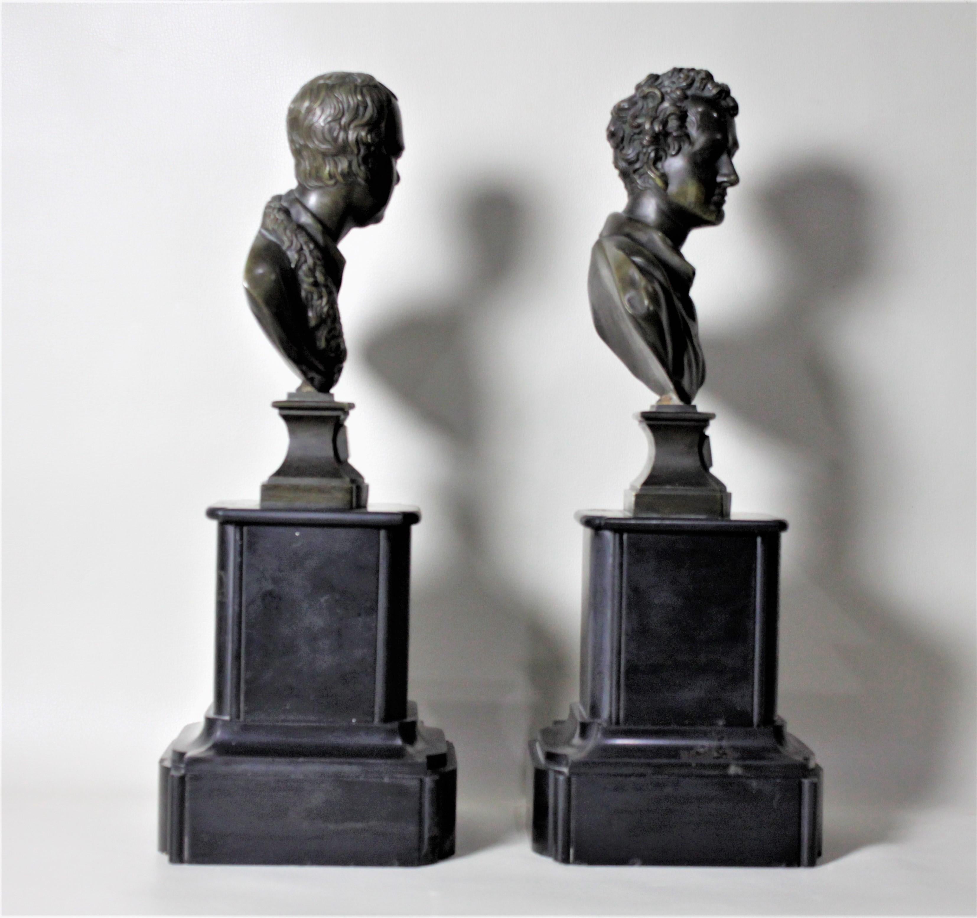 Édouardien Paire de statues anciennes en bronze des poètes Robert Burns & Walter Scott en vente