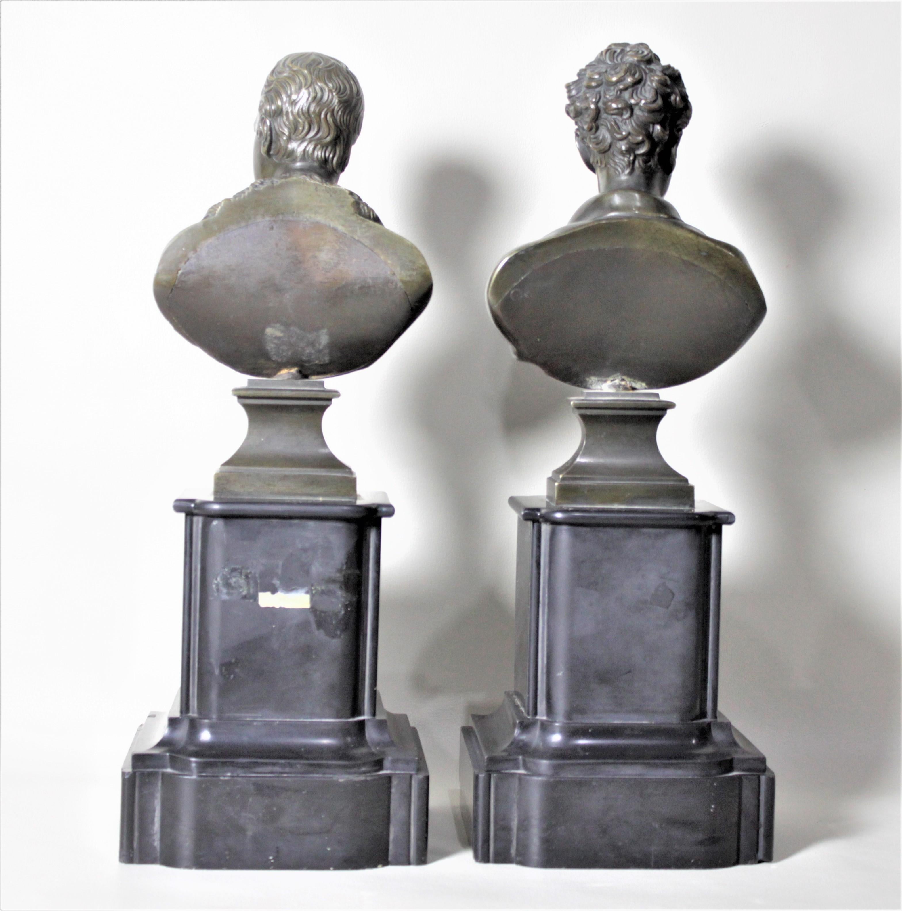 Anglais Paire de statues anciennes en bronze des poètes Robert Burns & Walter Scott en vente