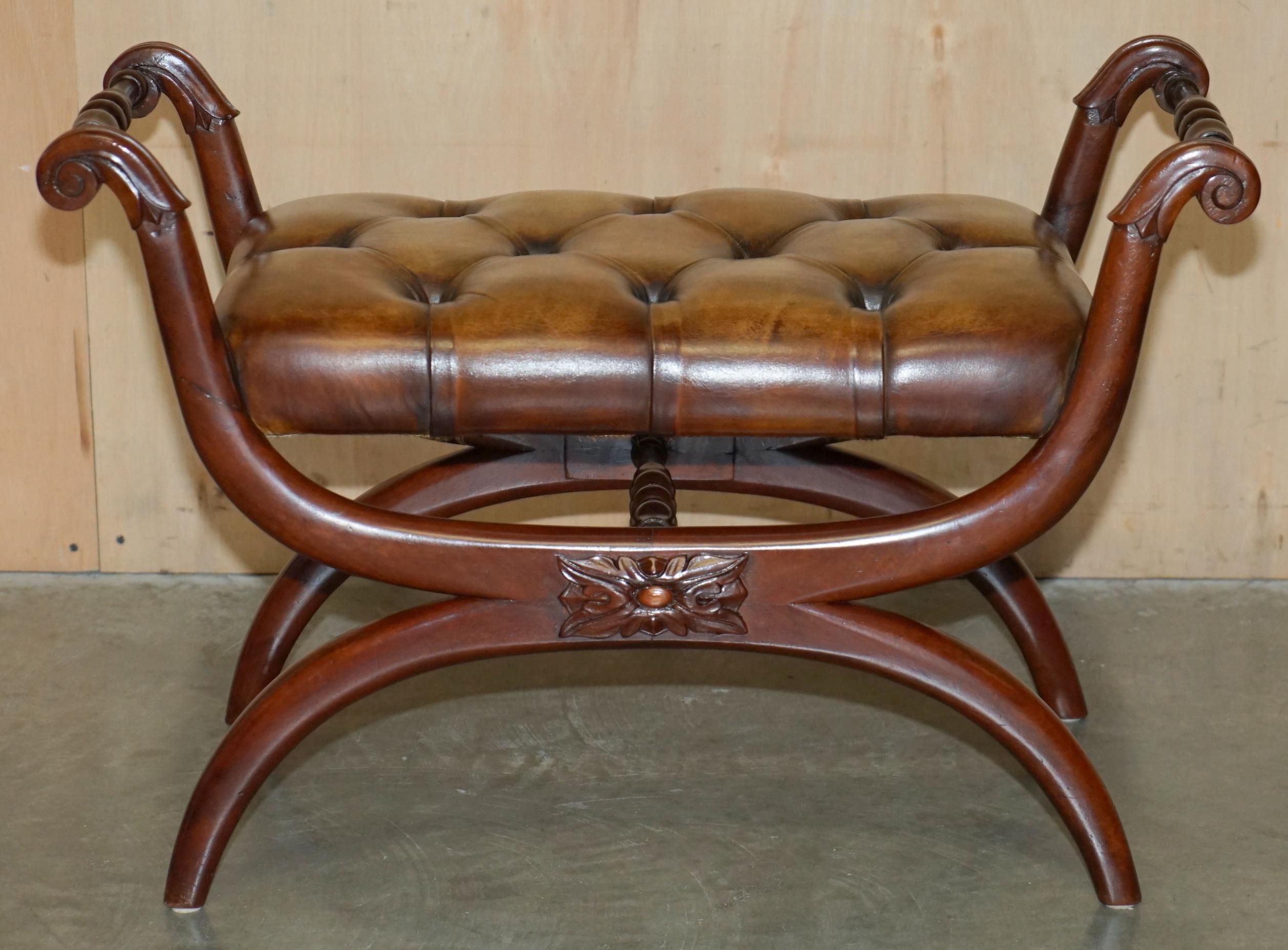 Edwardian PAIR OF ANTIQUE BROWN LEATHER CHESTERFIELD TUFTED REGENCY FRAMED FOOTSTOOLs For Sale