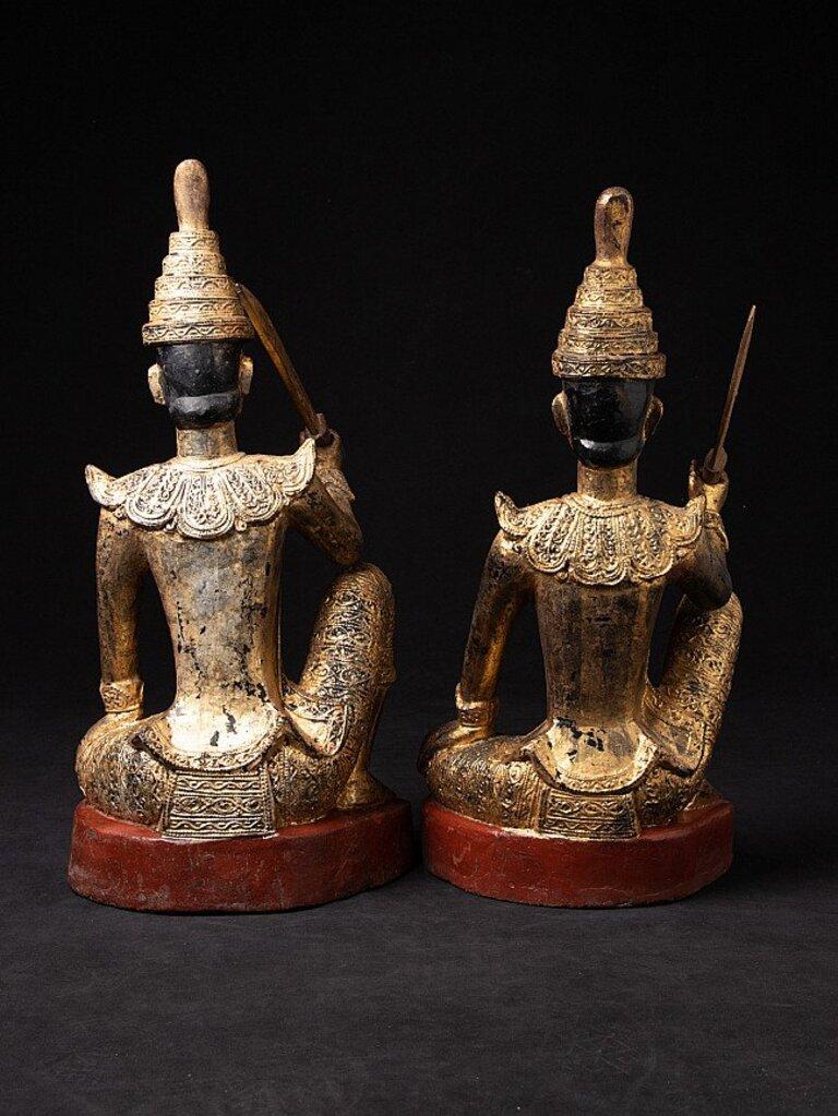 Pair of Antique Burmese Nat Statues from Burma In Good Condition For Sale In DEVENTER, NL